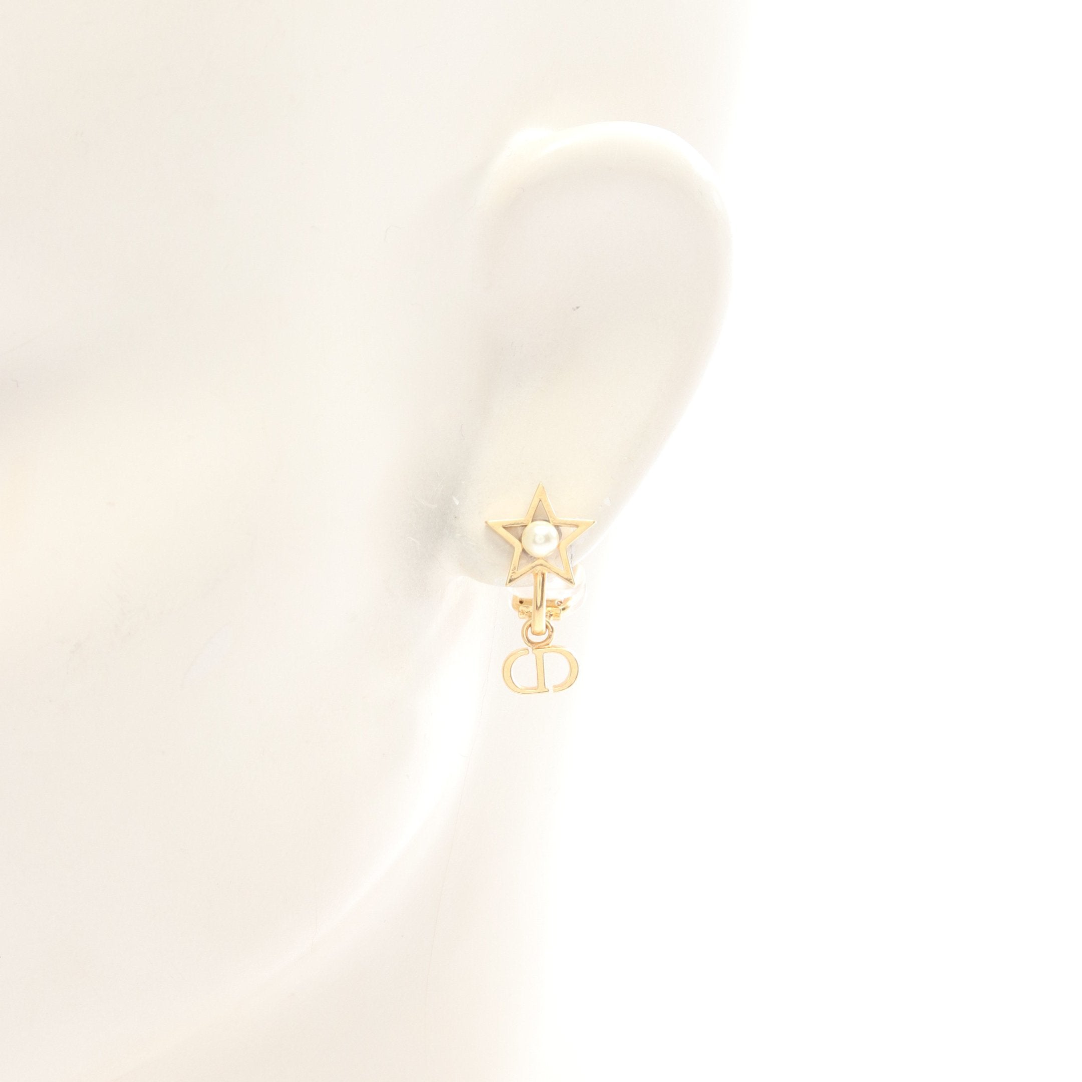 Petit CD Lucky Charms イヤリング GP フェイクパール ゴールド