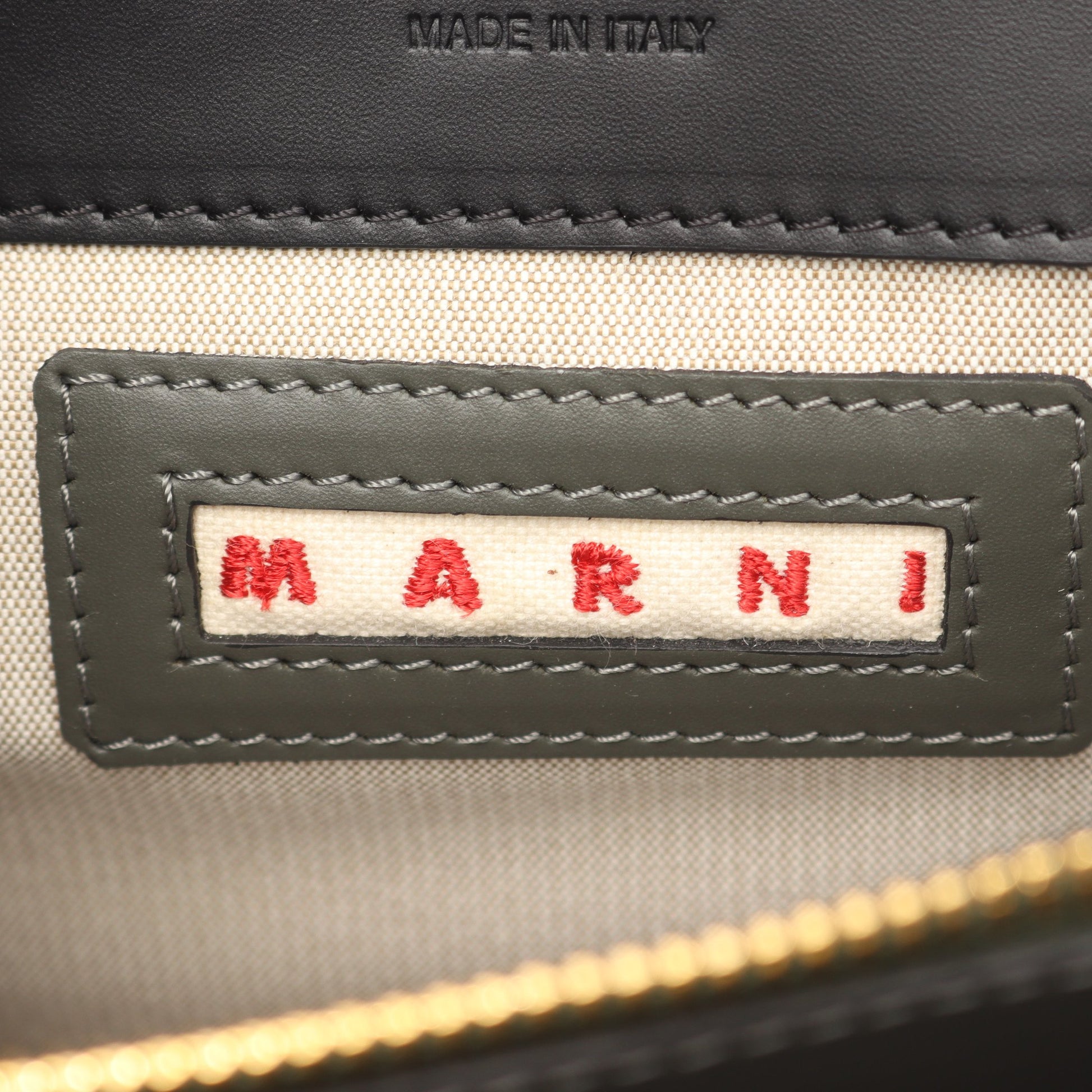 TRUNK トランク ミディアム ショルダーバッグ レザー ブラック ネイビー マルニ バッグ MARNI
