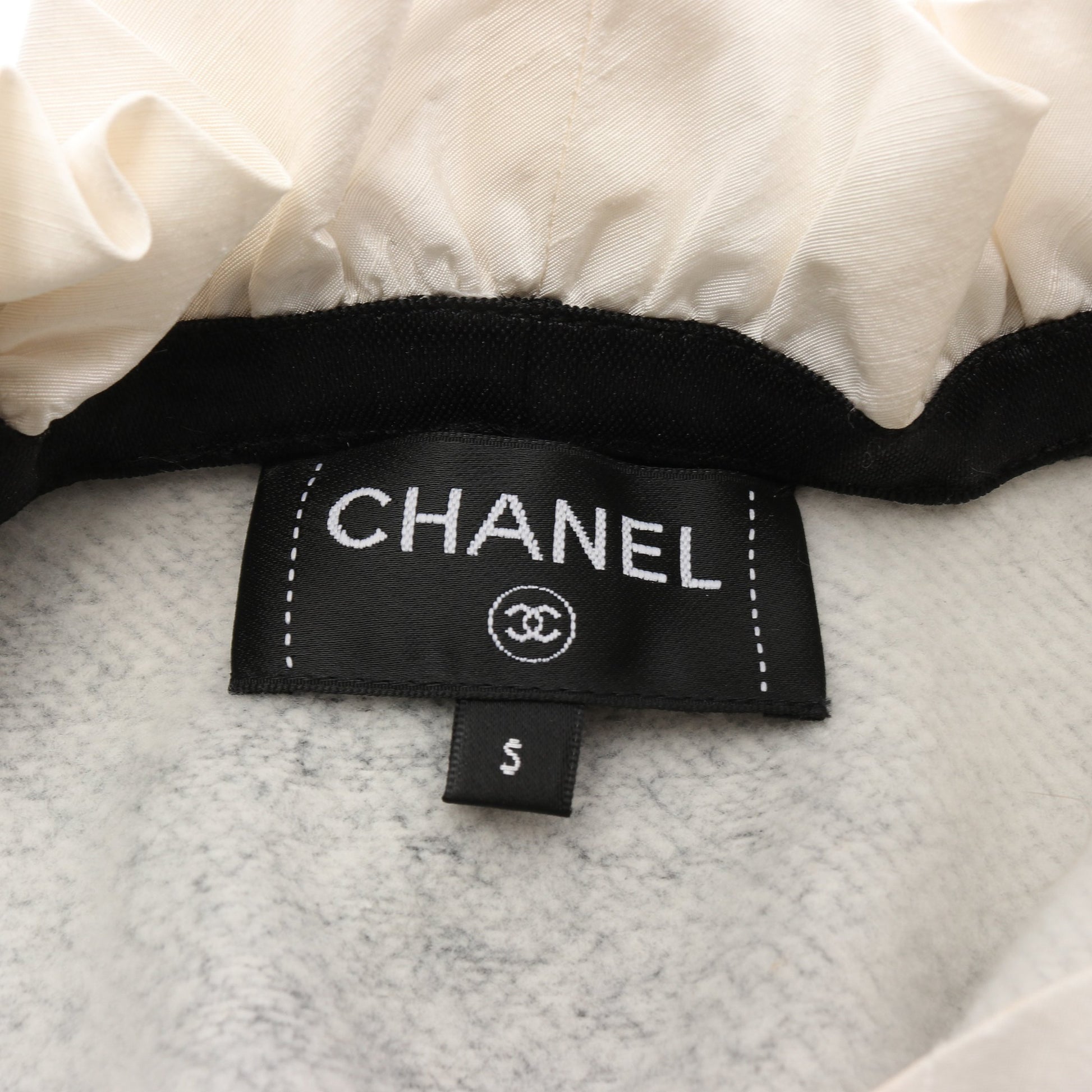 ココマーク スウェットシャツ 総柄 コットン ブラック オフホワイト 裏起毛 シャネル トップス CHANEL