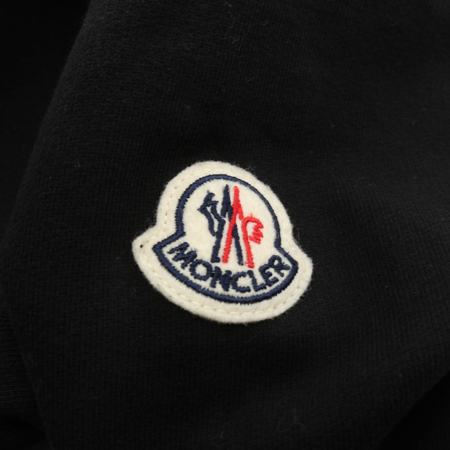 スウェットシャツ クルーネック ロゴ刺繍 コットン ブラック モンクレール トップス MONCLER