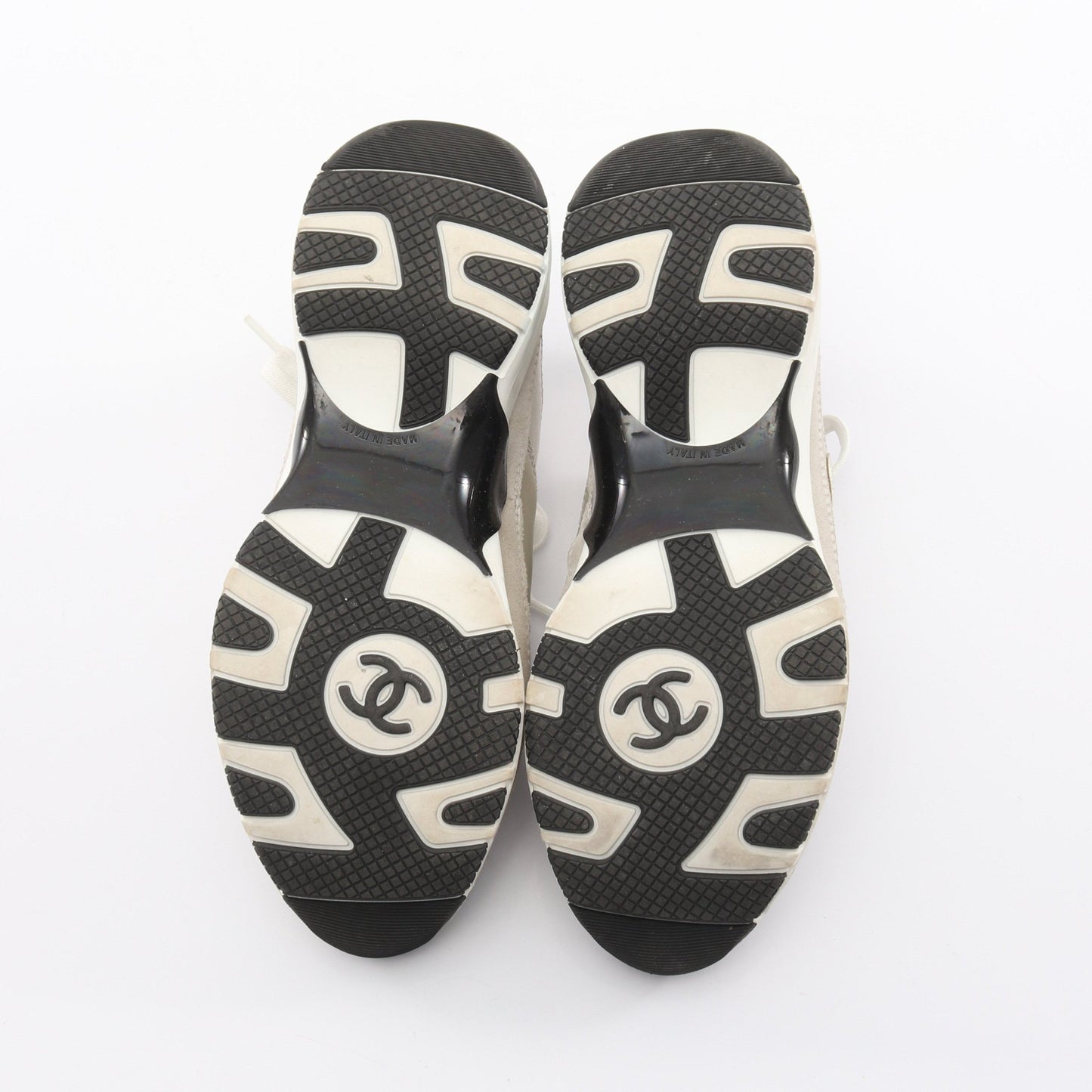 ココマーク スニーカー メタリック レザー ファブリック シルバー ホワイト ブラック シャネル シューズ CHANEL