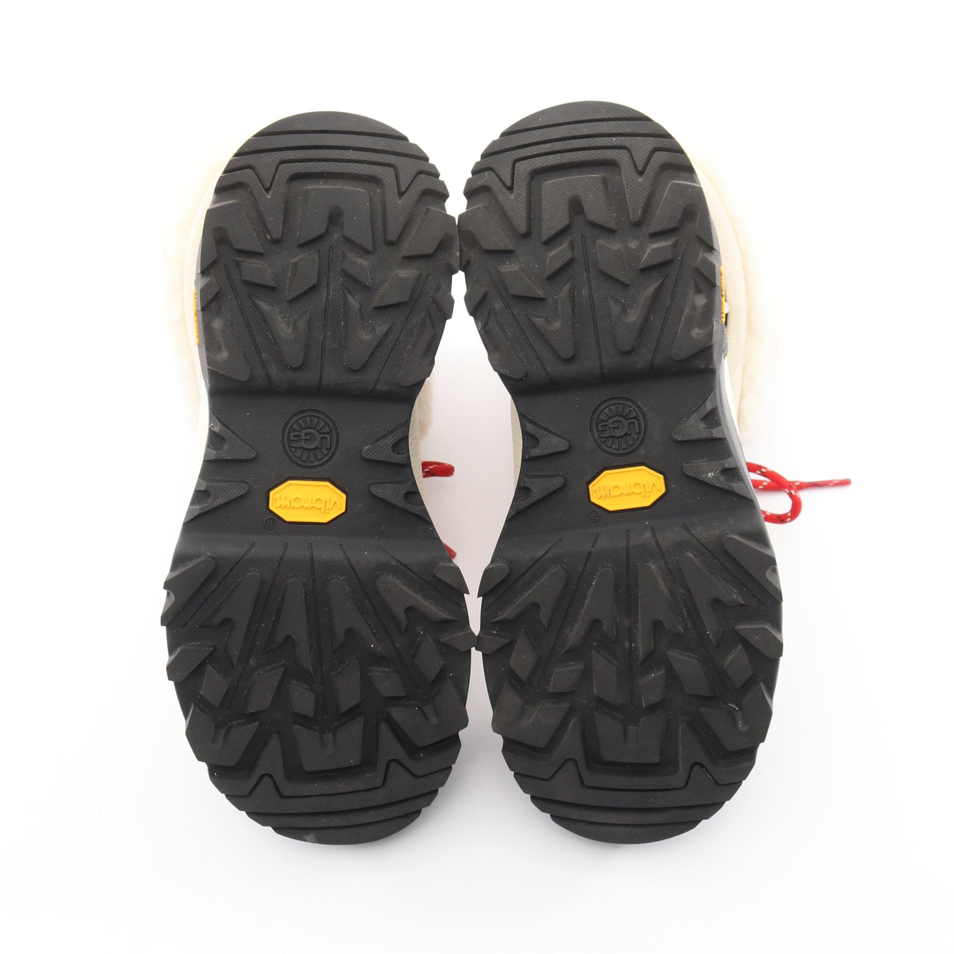 Adirondack Boots アディロンダック ブーツ レザー ファブリック オフホワイト ダークグレー アグオーストラリア シューズ UGG australia