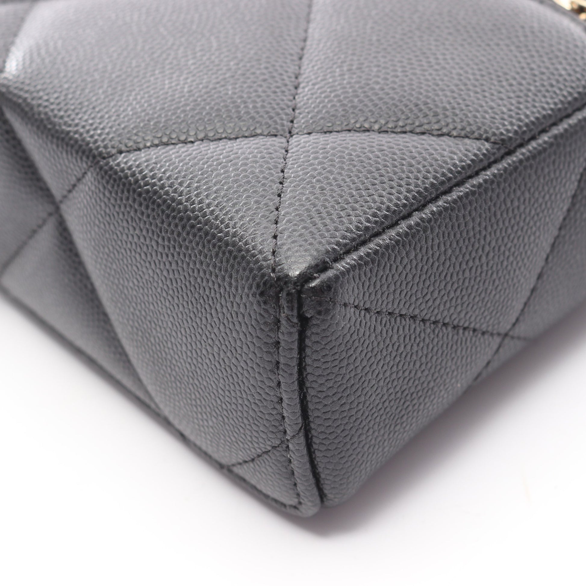 マトラッセ スモールバニティバッグ ハンドバッグ キャビアスキン ブラック ゴールド金具 2WAY シャネル バッグ CHANEL