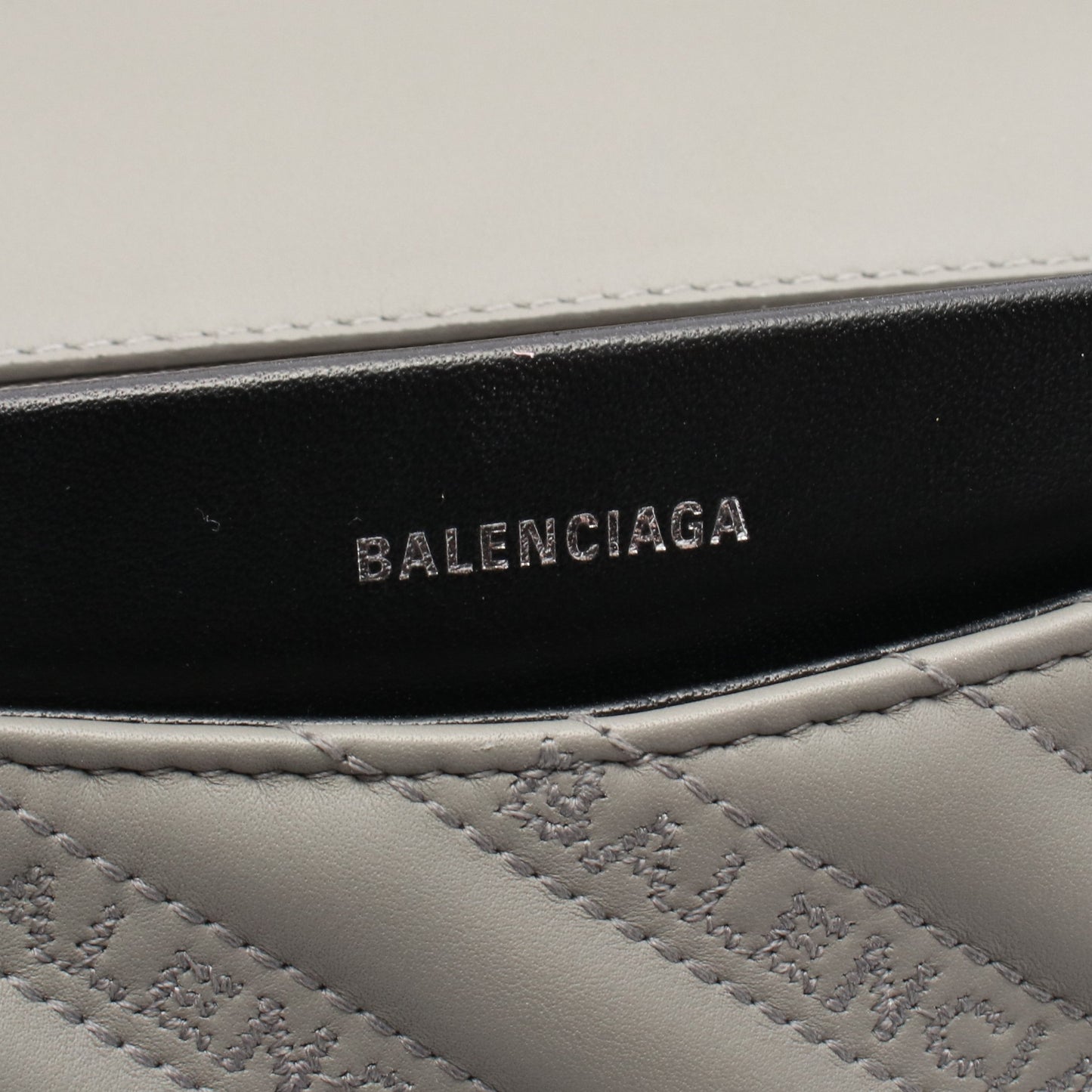BBラウンド チェーンショルダーバッグ レザー グレー バレンシアガ バッグ BALENCIAGA