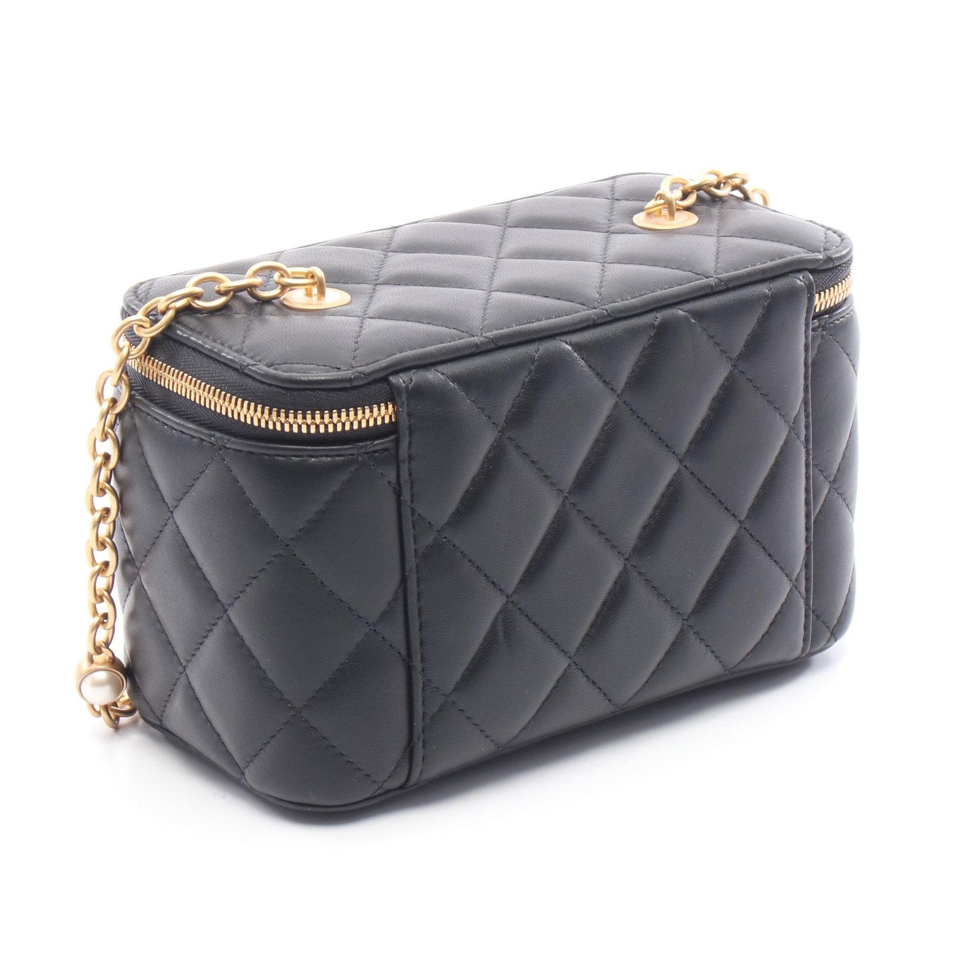 マトラッセ スモールバニティ チェーンショルダーバッグ レザー ブラック ゴールド金具 シャネル バッグ CHANEL