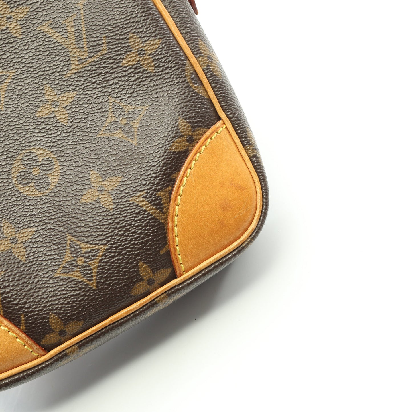 ダヌーブ モノグラム ショルダーバッグ PVC レザー ブラウン ルイヴィトン バッグ LOUIS VUITTON