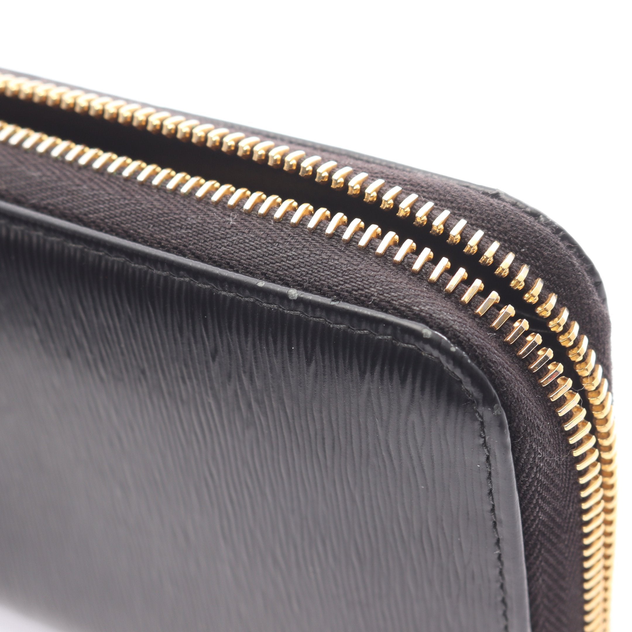 VITTELLO MOVE TR ラウンドファスナー長財布 レザー ブラック プラダ