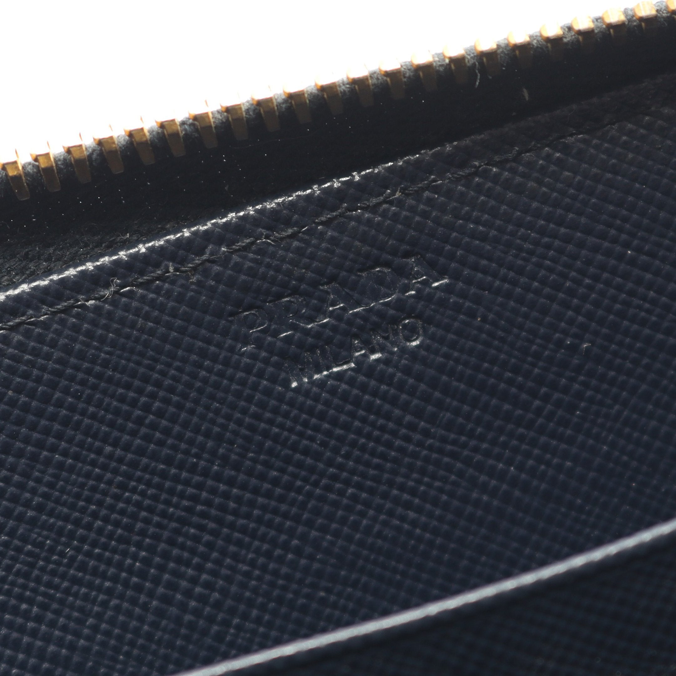 SAFFIANO METAL ラウンドファスナー長財布 サフィアーノレザー