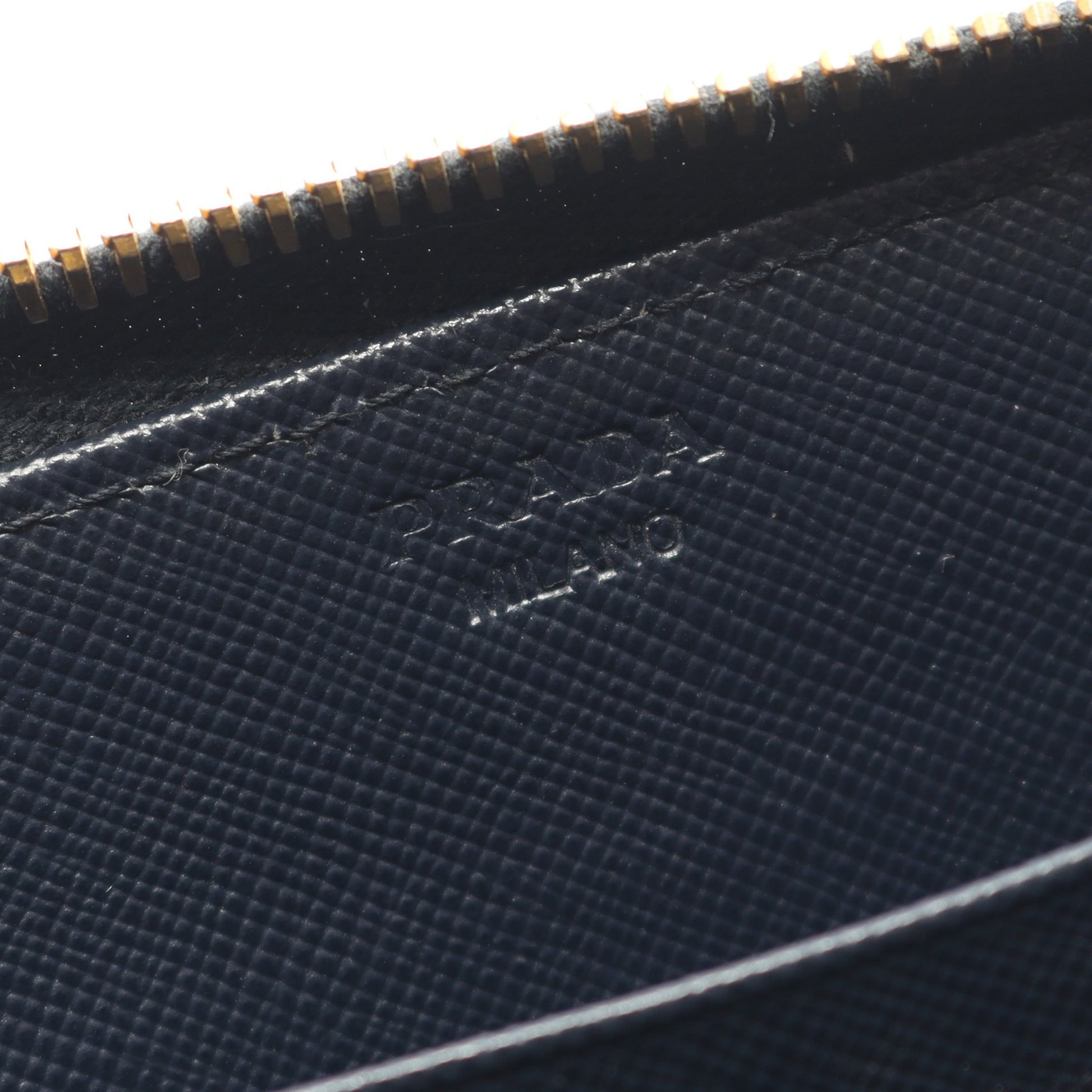 SAFFIANO METAL ラウンドファスナー長財布 サフィアーノレザー ネイビー プラダ 財布・小物 PRADA
