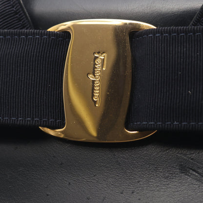 ヴァラリボン ハンドバッグ レザー ダークネイビー サルヴァトーレフェラガモ バッグ Salvatore Ferragamo