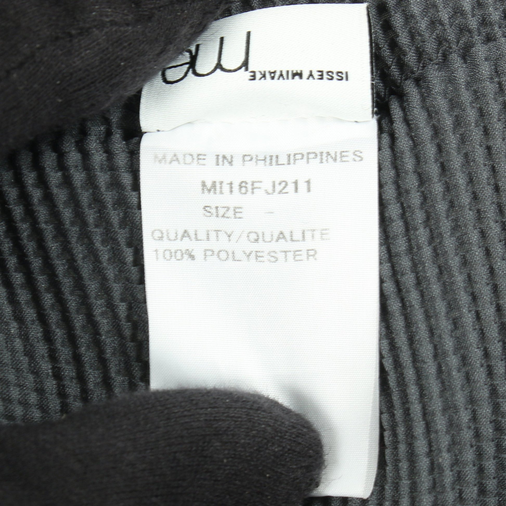 プリーツ カットソー ハイネック 長袖 グレー ミーイッセイミヤケ トップス me ISSEY MIYAKE