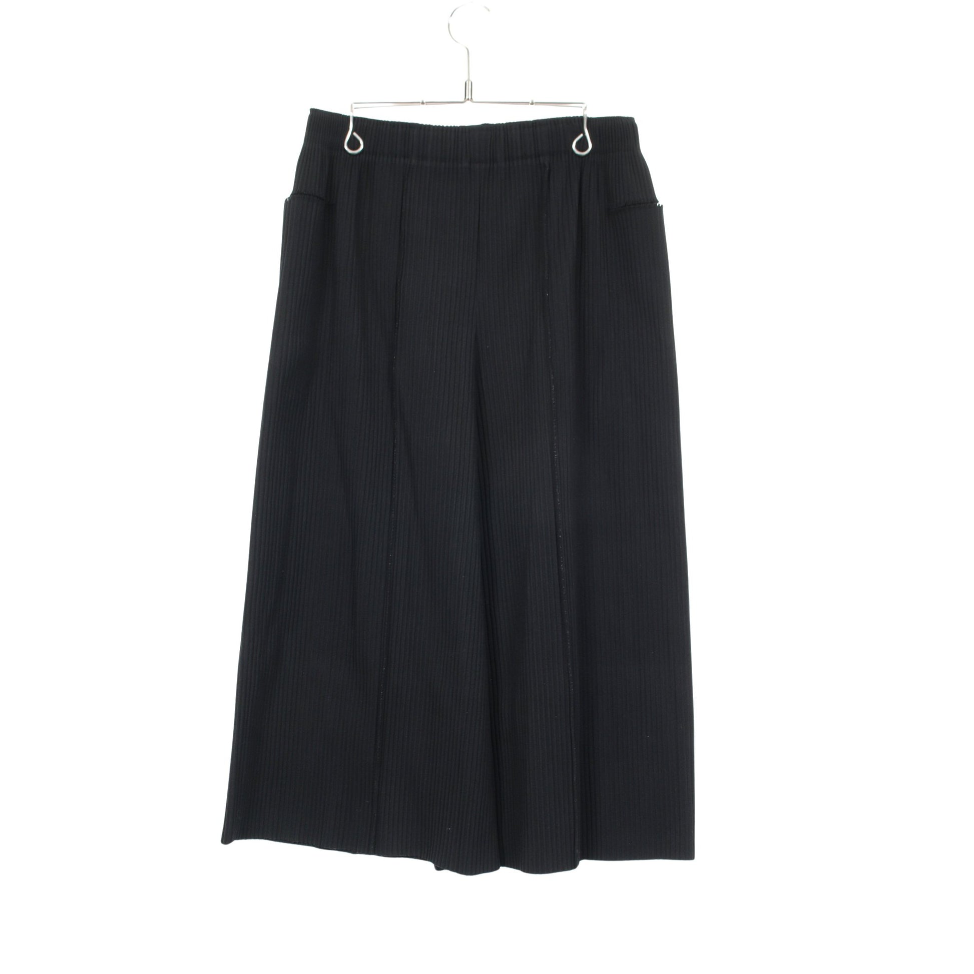 プリーツ イージーパンツ ブラック ミーイッセイミヤケ ボトムス me ISSEY MIYAKE