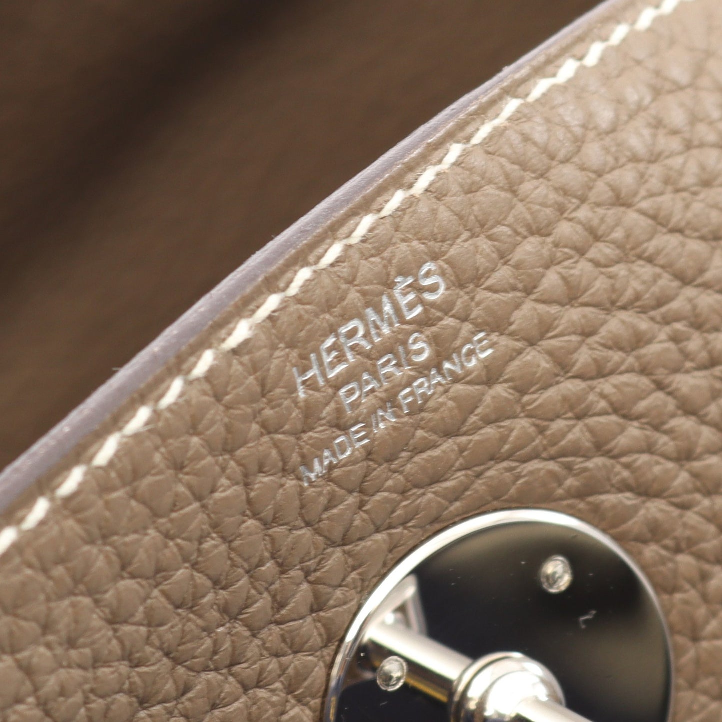 リンディ26 エトゥープ ショルダーバッグ トリヨンクレマンス グレーブラウン シルバー金具 X刻印 エルメス バッグ HERMES