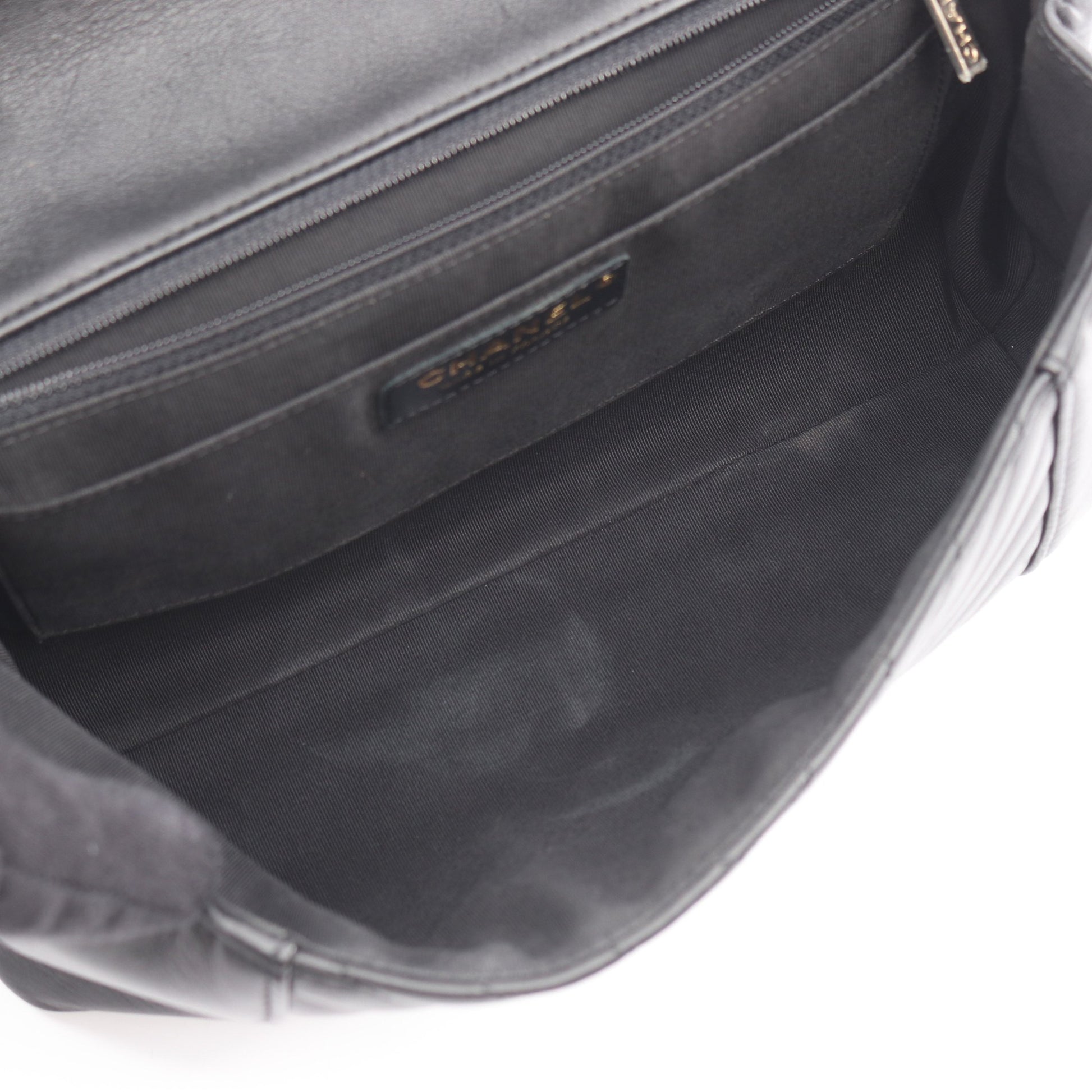 Vステッチ シェブロン Wチェーンショルダーバッグ ラムスキン ブラック ゴールド金具 シャネル バッグ CHANEL