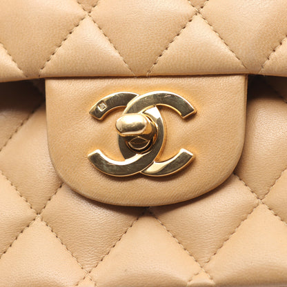 マトラッセ Wフラップ Wチェーンショルダーバッグ ラムスキン ベージュ ゴールド金具 シャネル バッグ CHANEL
