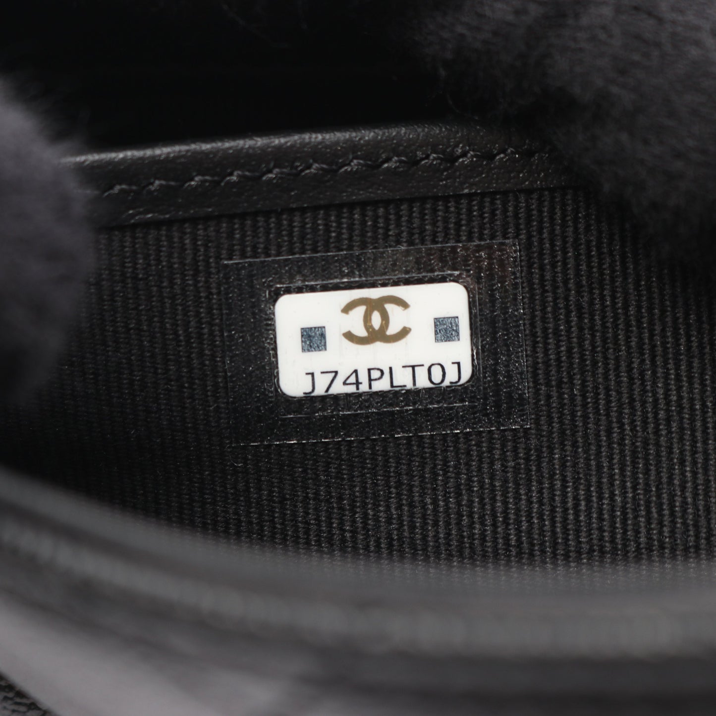 マトラッセ 二つ折り長財布 キャビアスキン ブラック ゴールド金具 シャネル 財布・小物 CHANEL