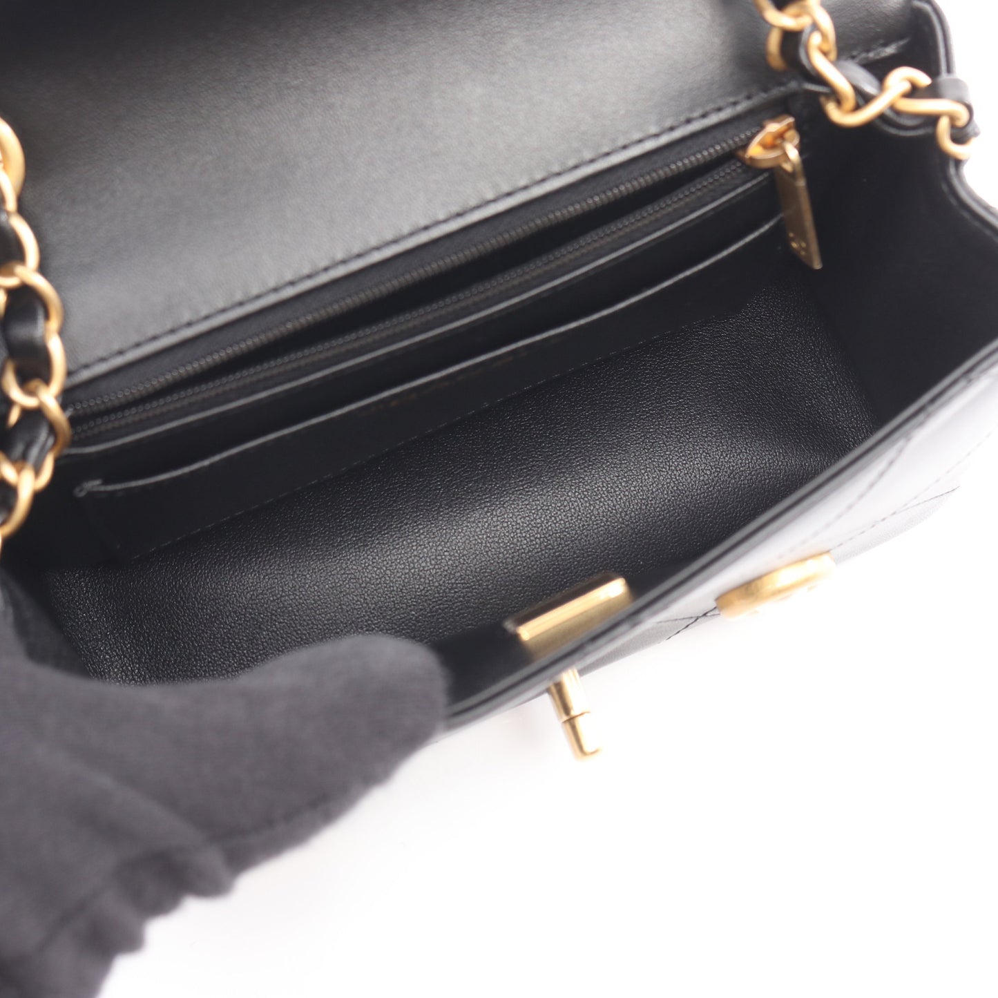 マトラッセ アイコン チェーンショルダーバッグ ラムスキン ブラック ゴールド金具 シャネル バッグ CHANEL