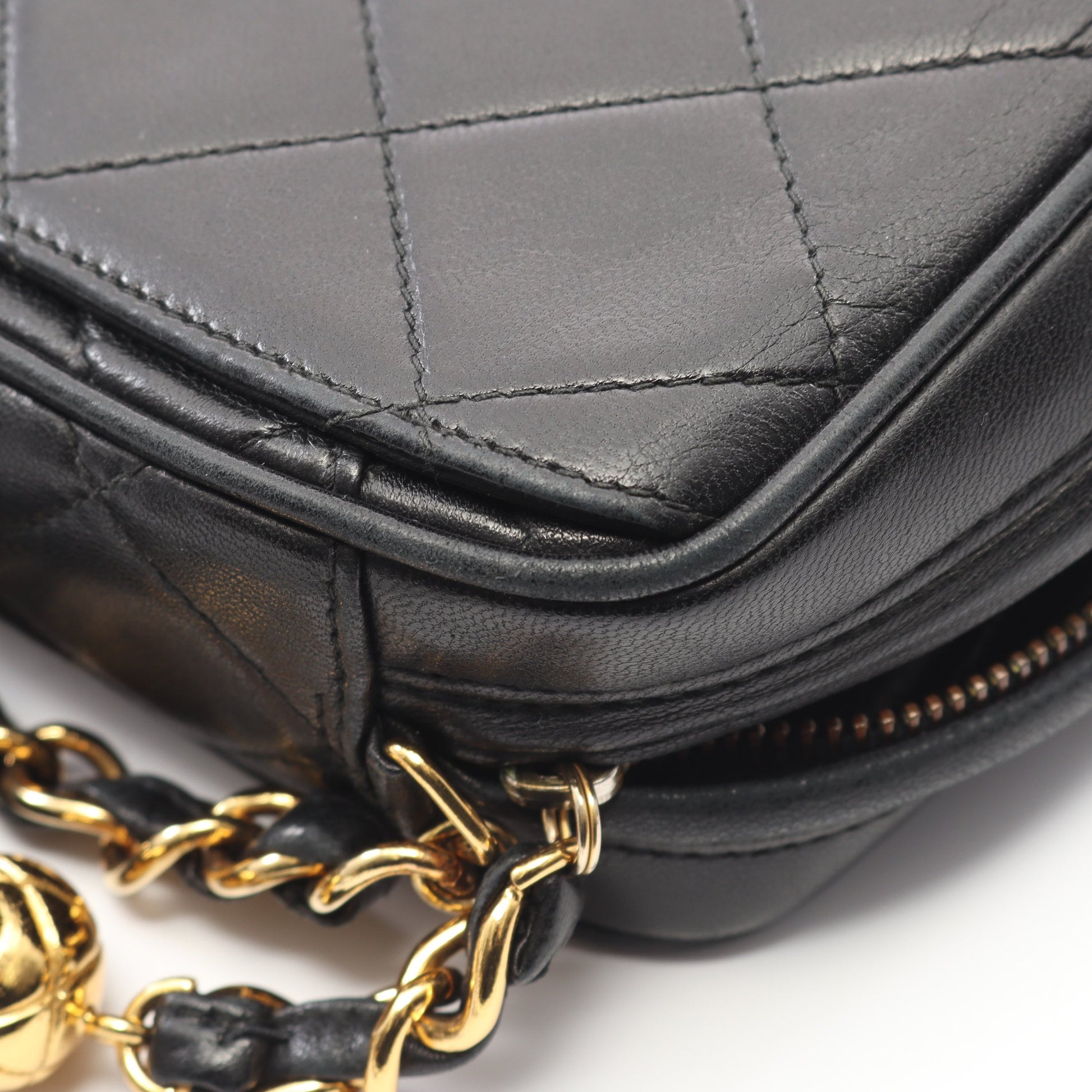 ココマーク ダイヤステッチ チェーンショルダーバッグ ラムスキン ブラック ゴールド金具 シャネル バッグ CHANEL