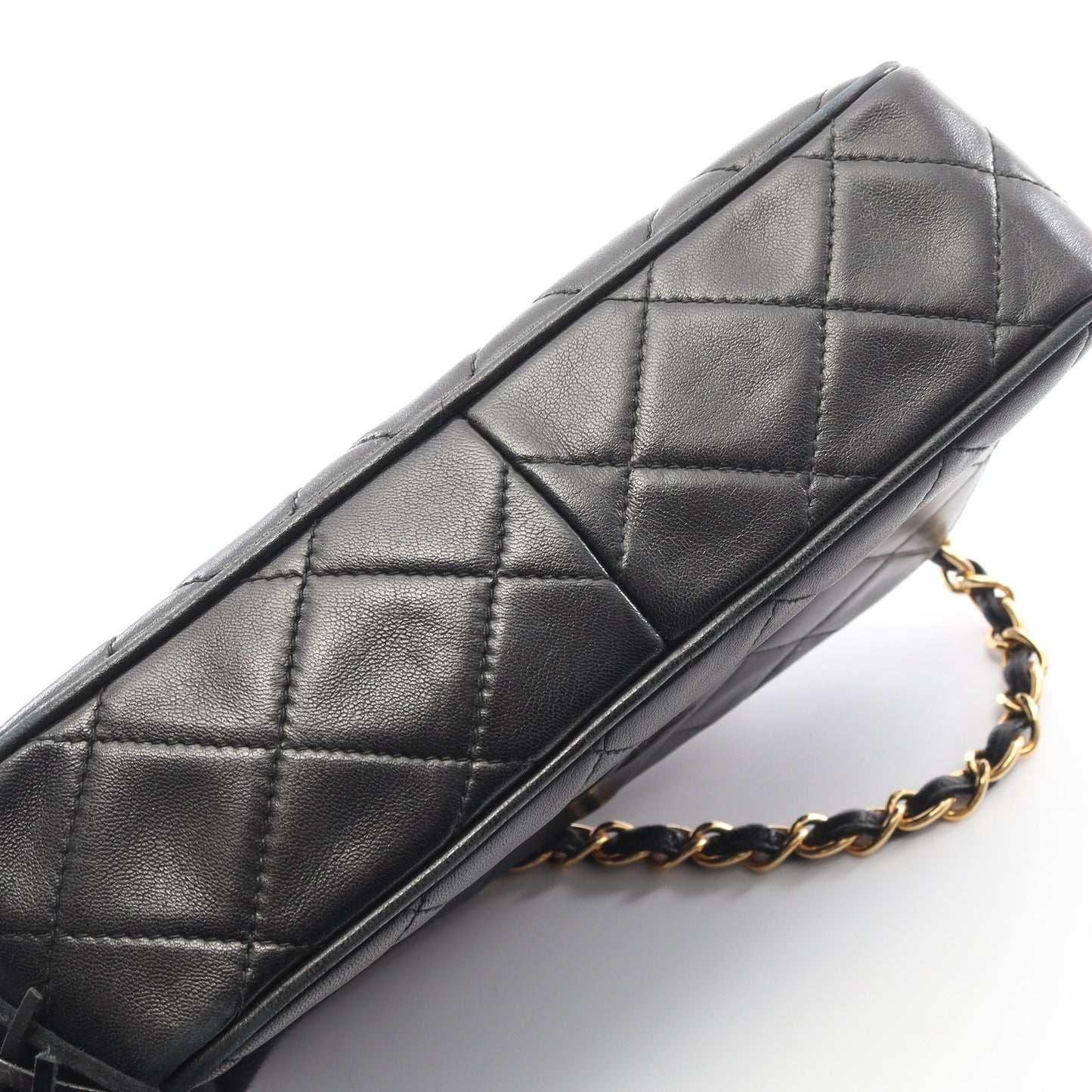 ココマーク ダイヤステッチ チェーンショルダーバッグ ラムスキン ブラック ゴールド金具 シャネル バッグ CHANEL