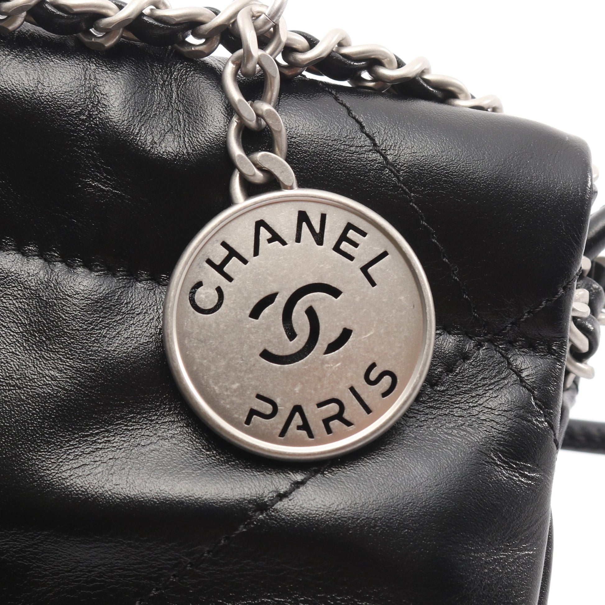 CHANEL 22 ミニ チェーンショルダーバッグ レザー ブラック シルバー金具 2WAY シャネル バッグ CHANEL