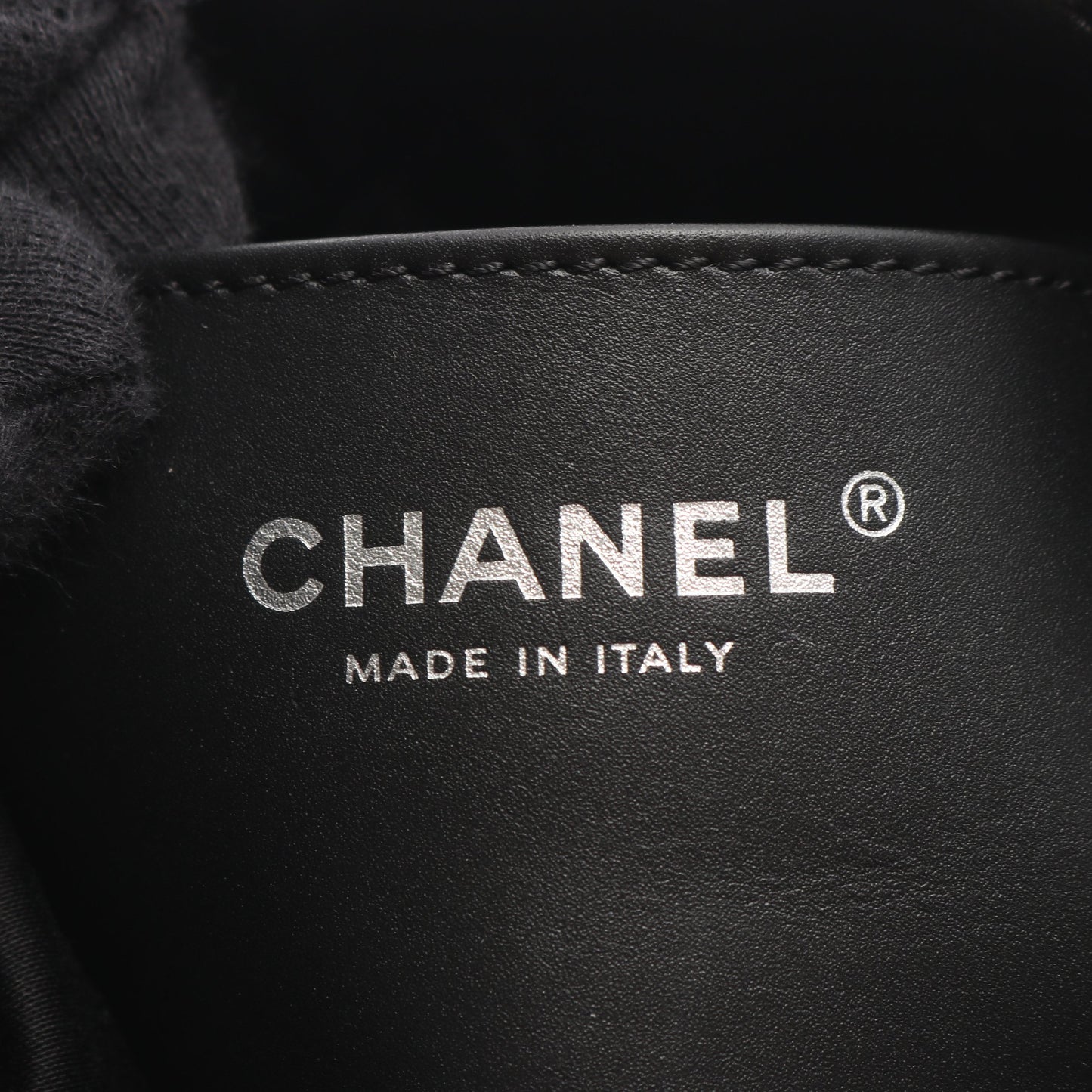 CHANEL 22 ミニ チェーンショルダーバッグ レザー ブラック シルバー金具 2WAY シャネル バッグ CHANEL