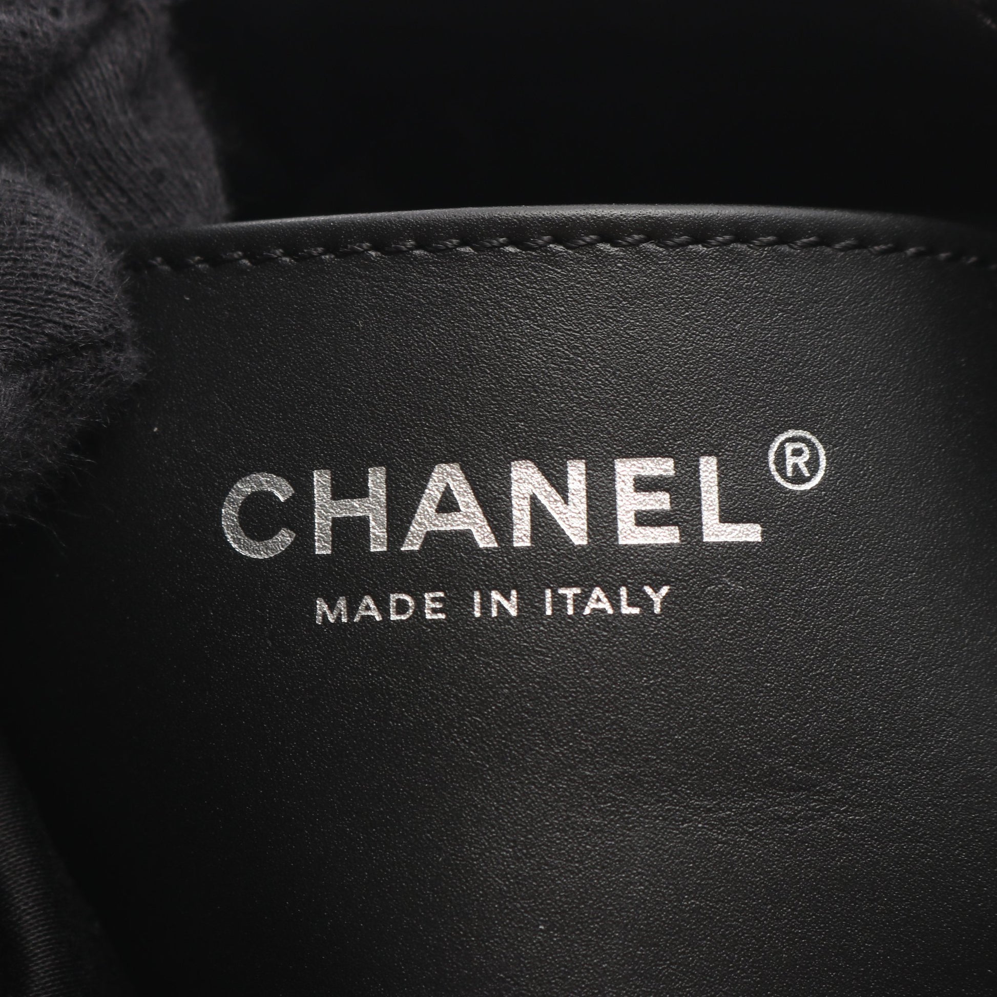 CHANEL 22 ミニ チェーンショルダーバッグ レザー ブラック シルバー金具 2WAY シャネル バッグ CHANEL