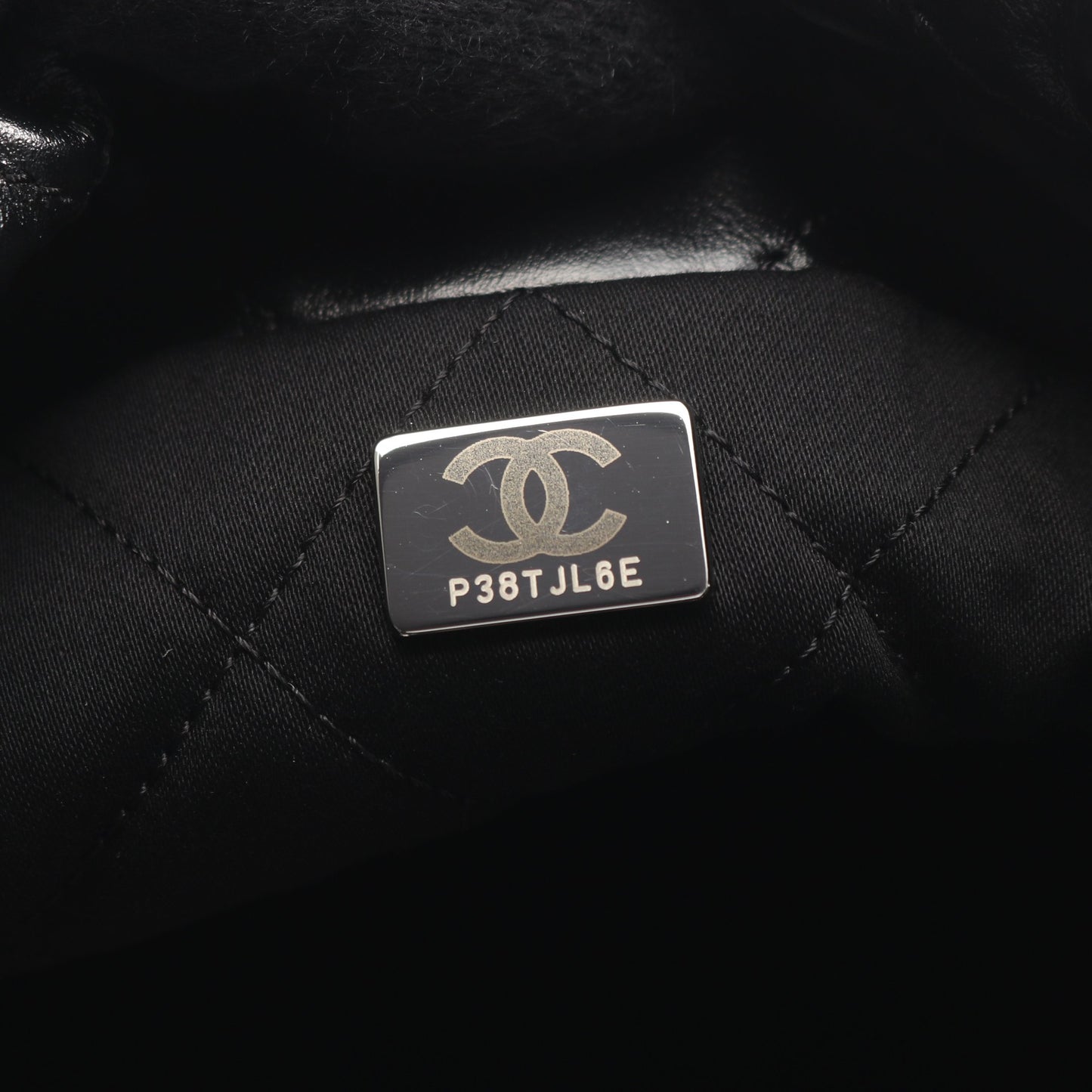 CHANEL 22 ミニ チェーンショルダーバッグ レザー ブラック シルバー金具 2WAY シャネル バッグ CHANEL