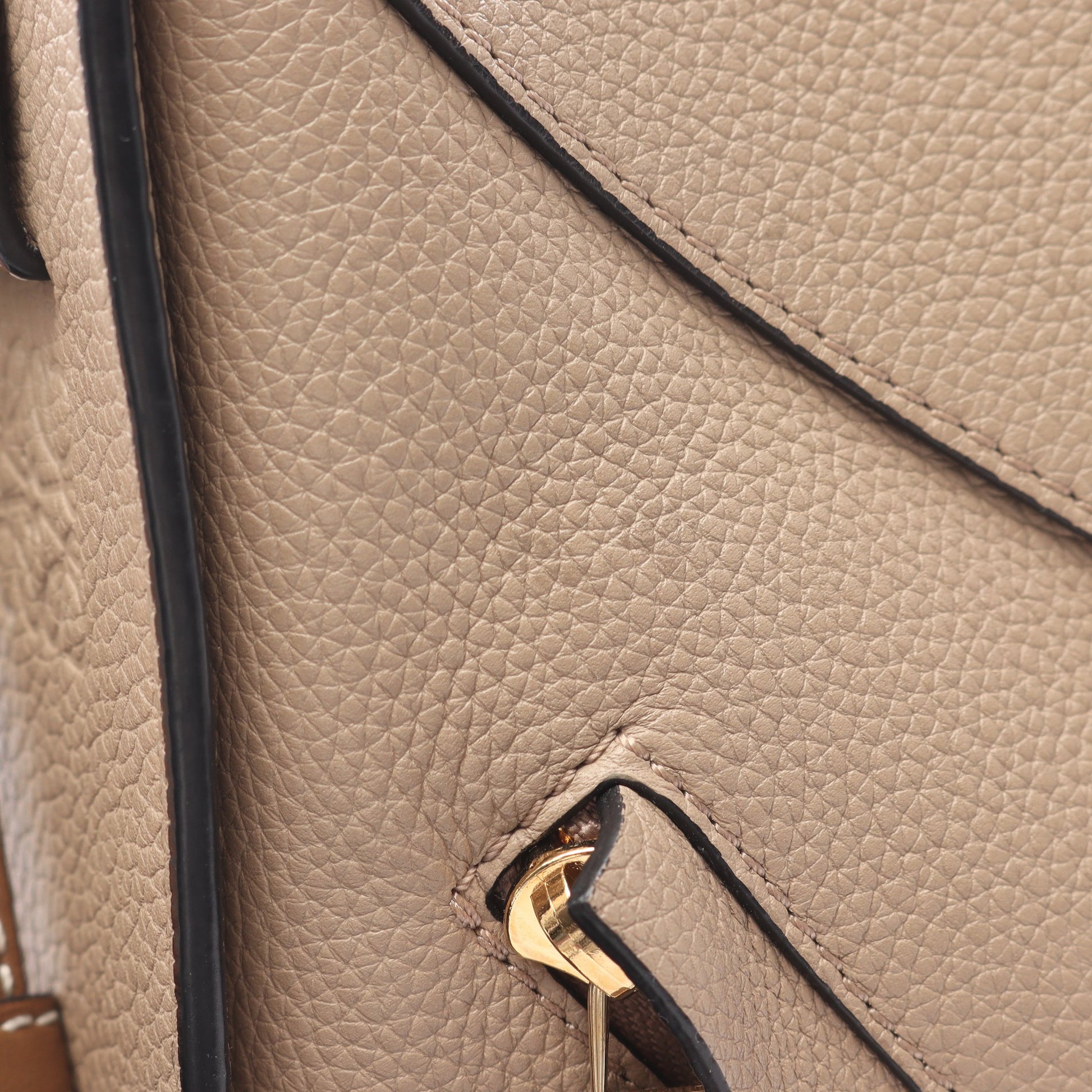 ハンモックバッグ スモール ハンドバッグ レザー グレーベージュ ブラウン 2WAY ロエベ バッグ LOEWE