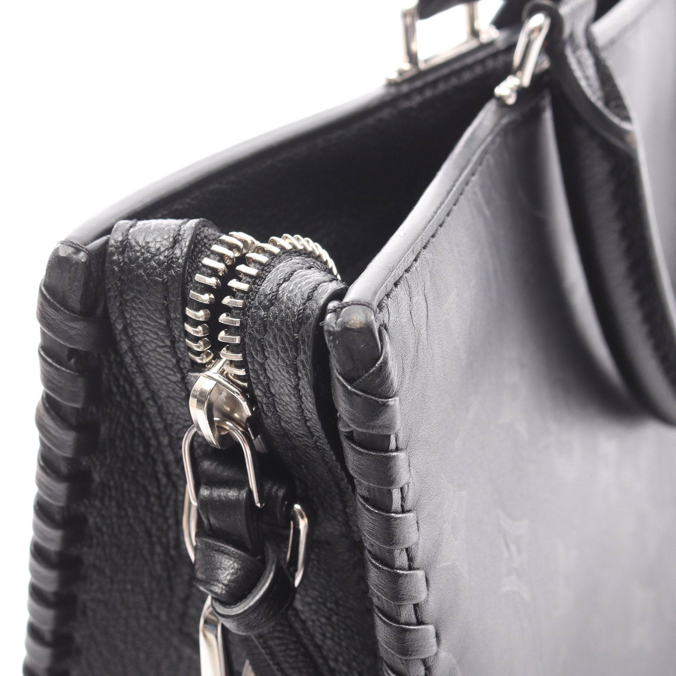 ルイヴィトン LV モノグラム ヴェリージップ ハンドバッグ ブラック P15 ヴェリー ジップ ノワール ハンドバッグ トートバッグ レザー ブラック