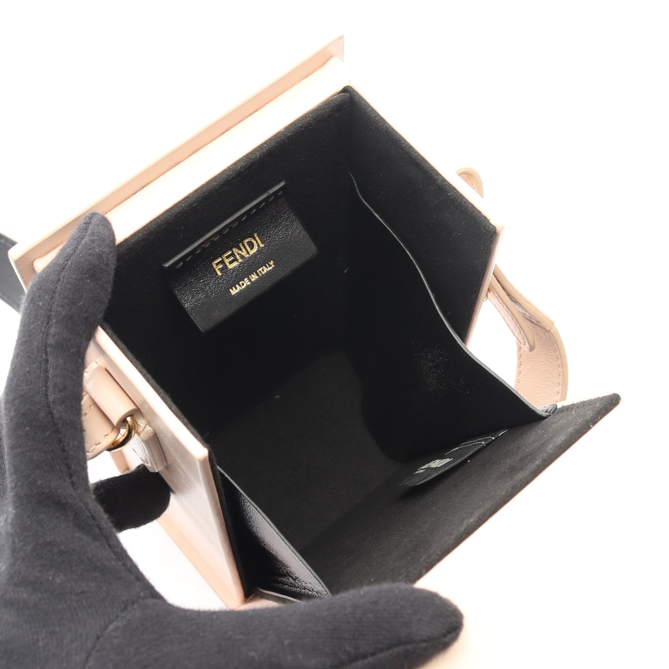 ボックス ショルダーバッグ レザー ピンクベージュ フェンディ – RECLO