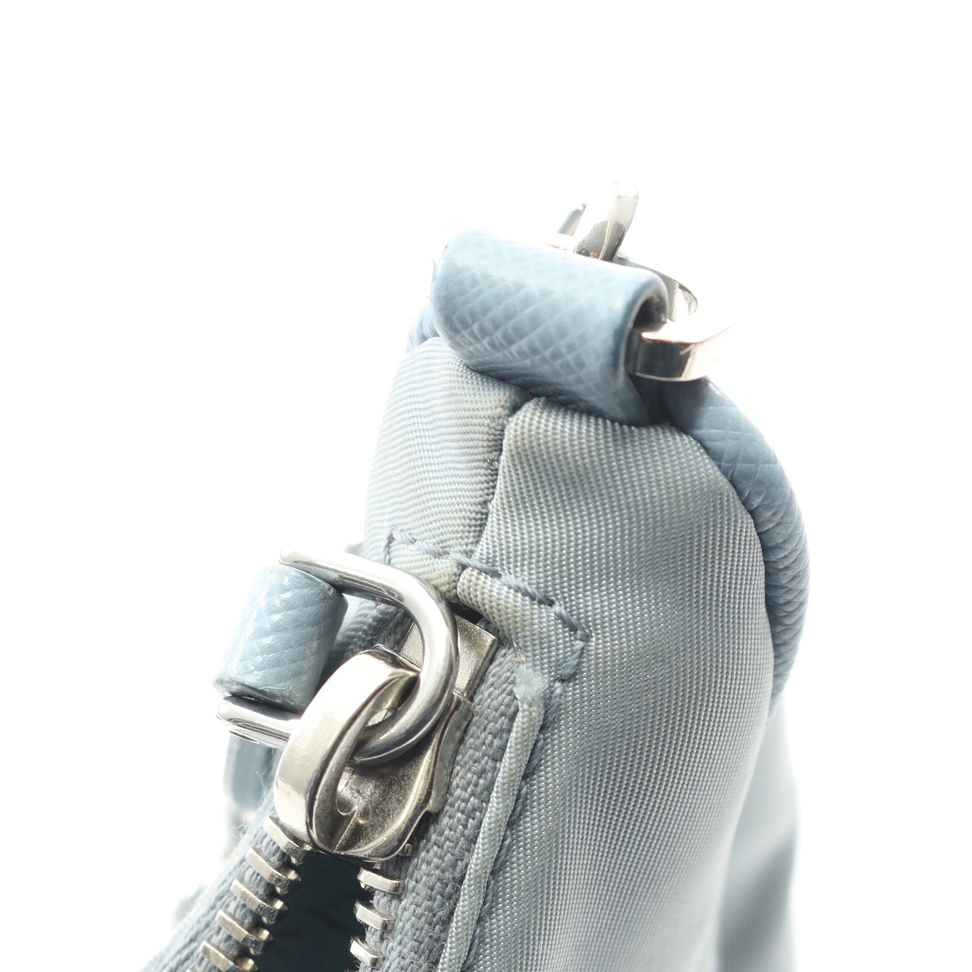 Re-Edition 2005 チェーンショルダーバッグ ナイロン サフィアーノレザー ライトブルー 2WAY プラダ バッグ PRADA