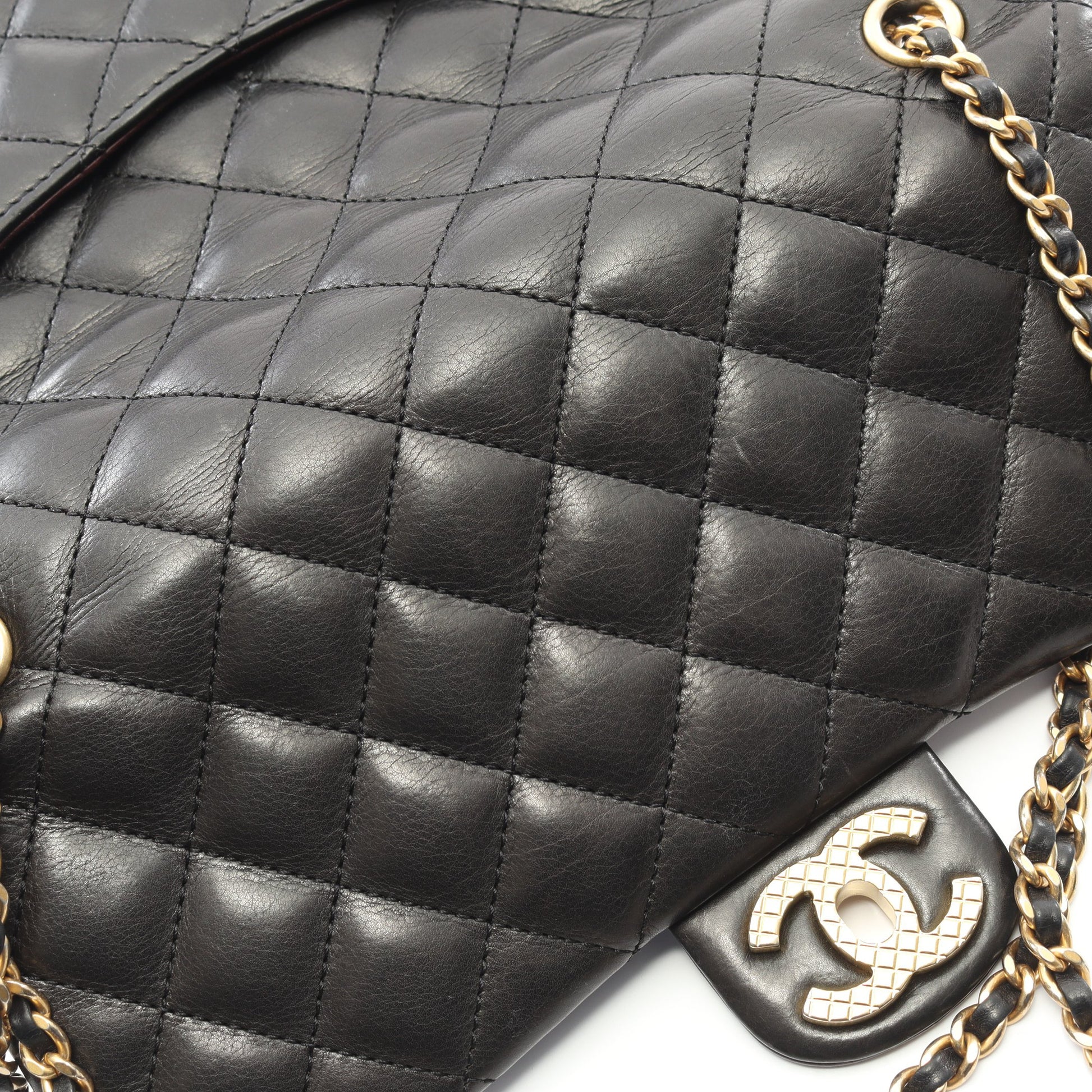 マトラッセ Wチェーンショルダーバッグ ラムスキン ブラック ゴールド金具 シャネル バッグ CHANEL