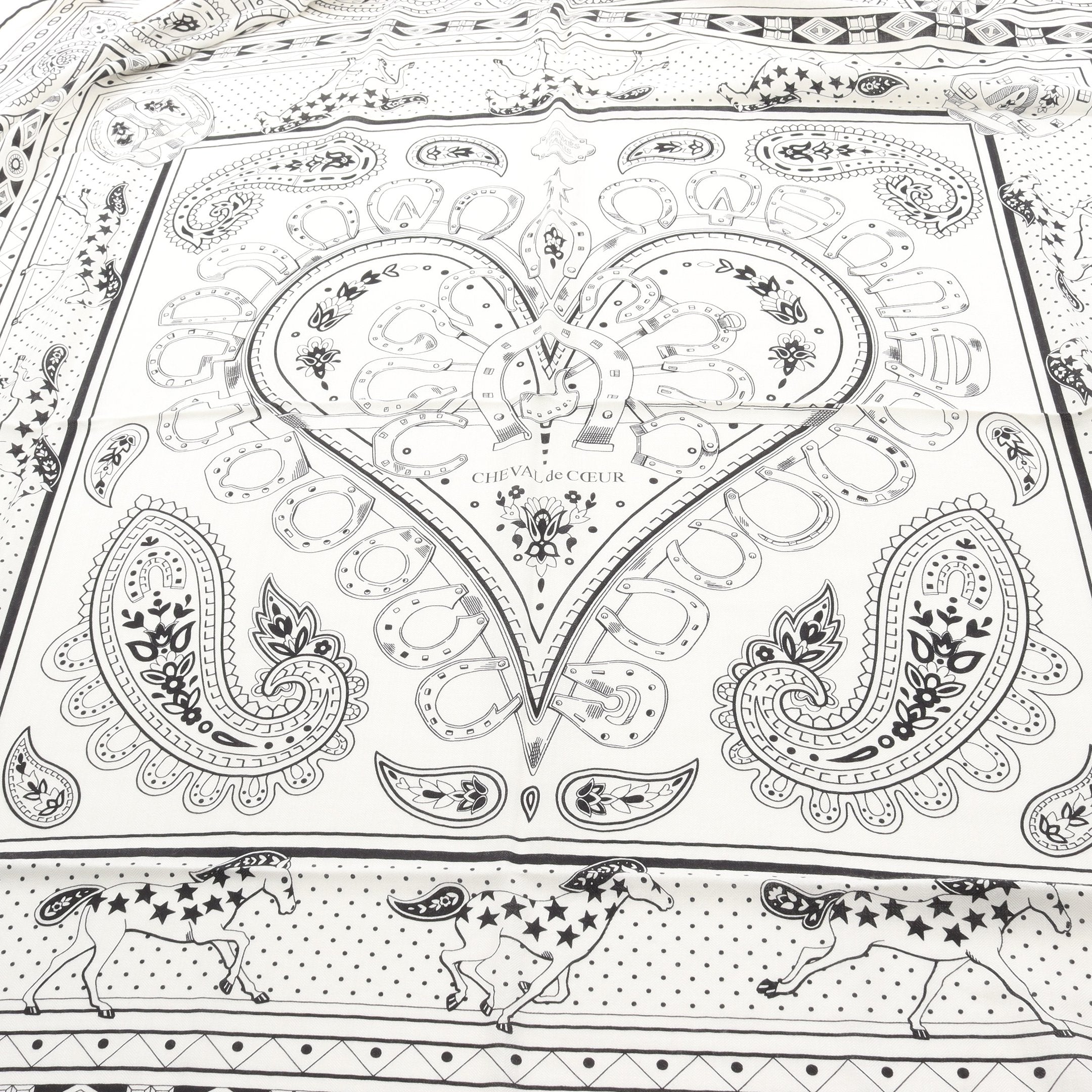 カレジェアン カレ140 カシシル シュヴァル ドゥ クール スカーフ