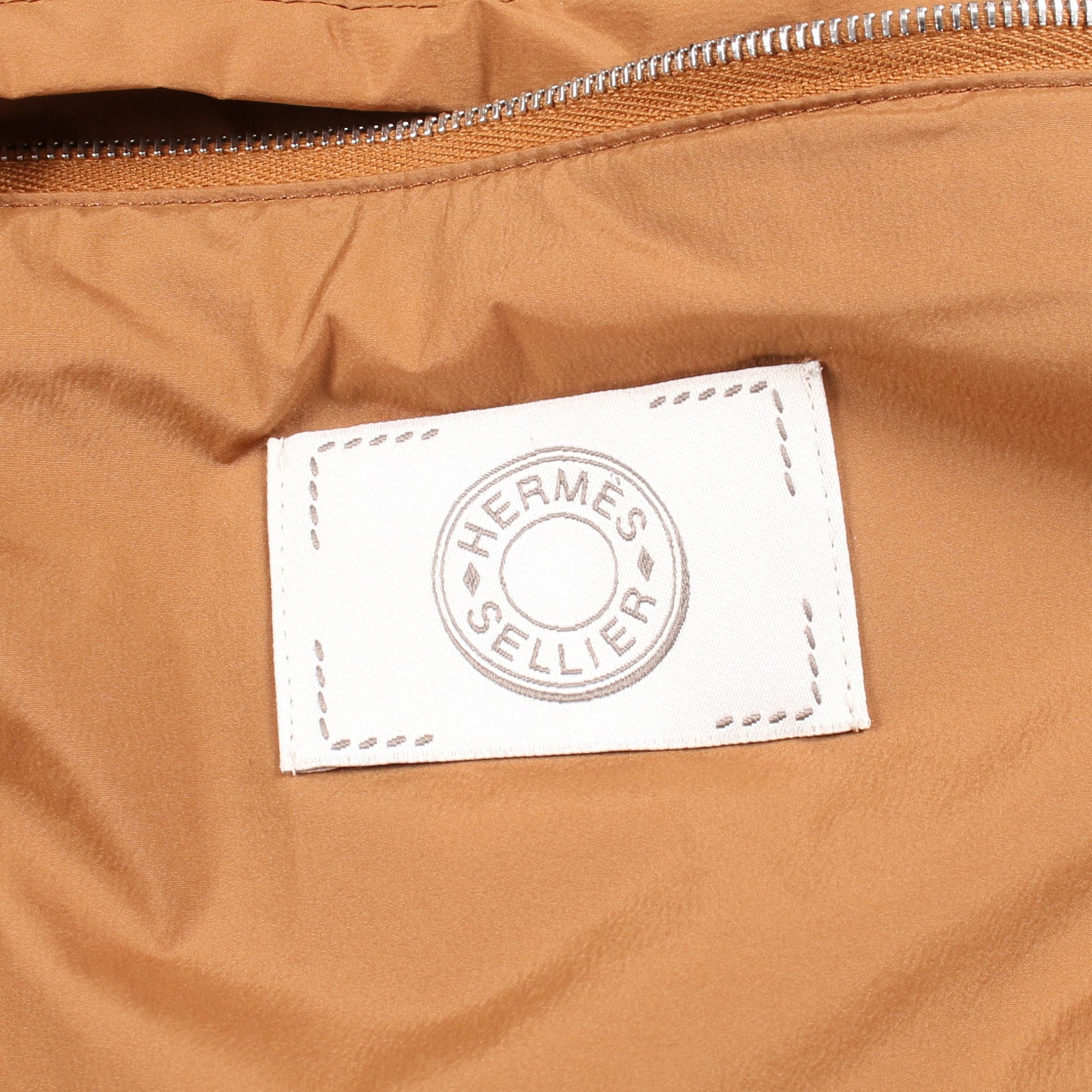 セリエボタン ダウンジャケット ナイロン カーキブラウン エルメス アウター HERMES