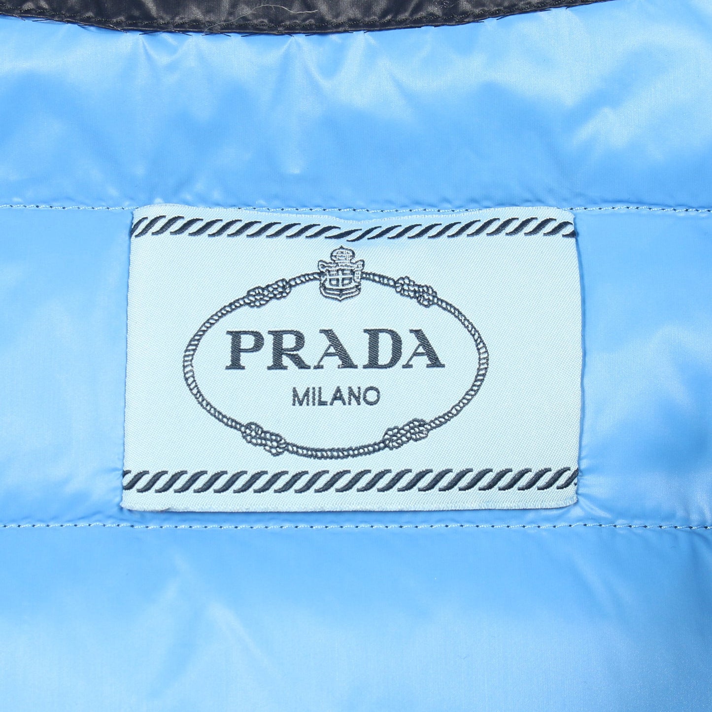 トライアングルロゴ ダウンジャケット ノーカラージャケット ナイロン ネイビー プラダ