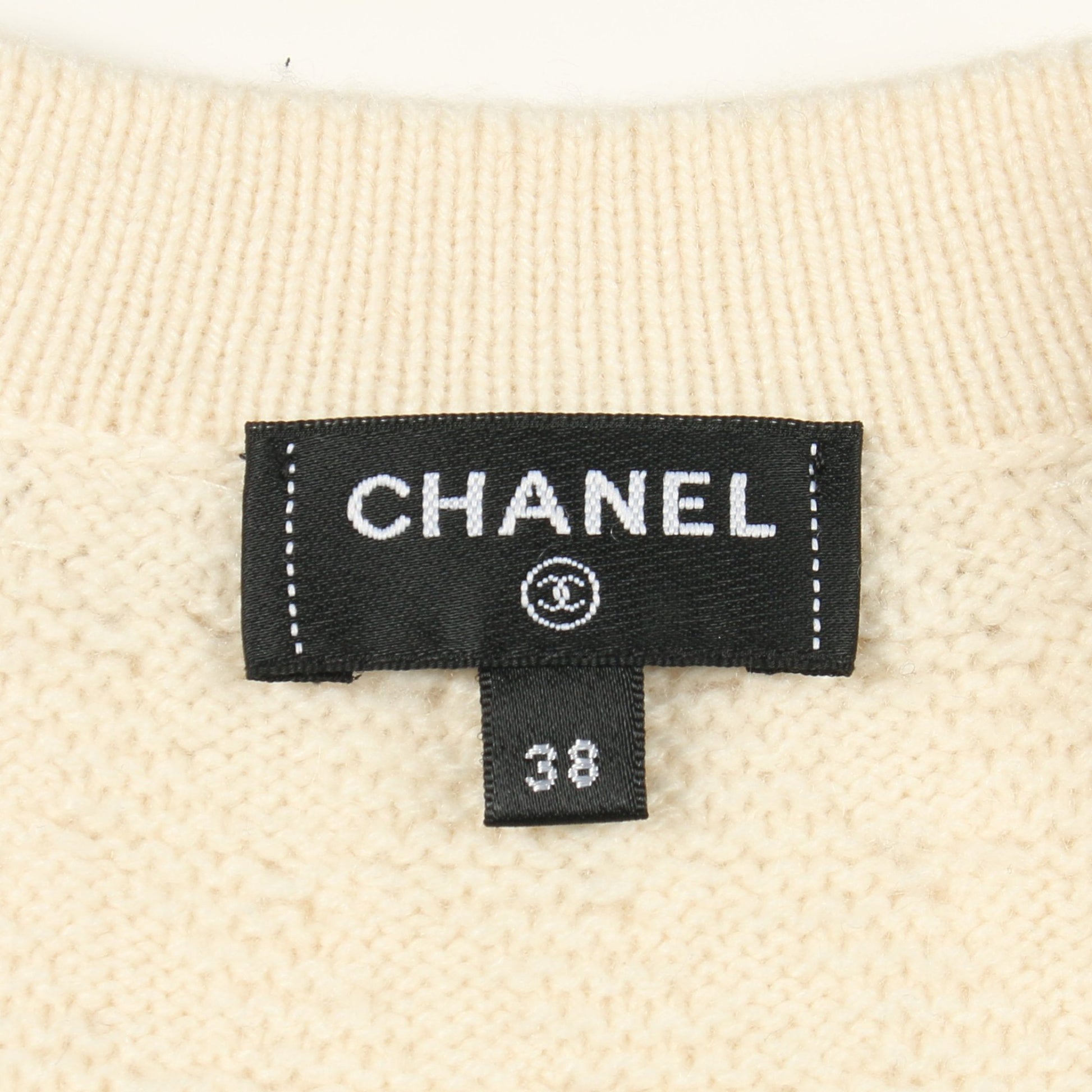 ココマークボタン カーディガン カシミヤ オフホワイト シャネル トップス CHANEL