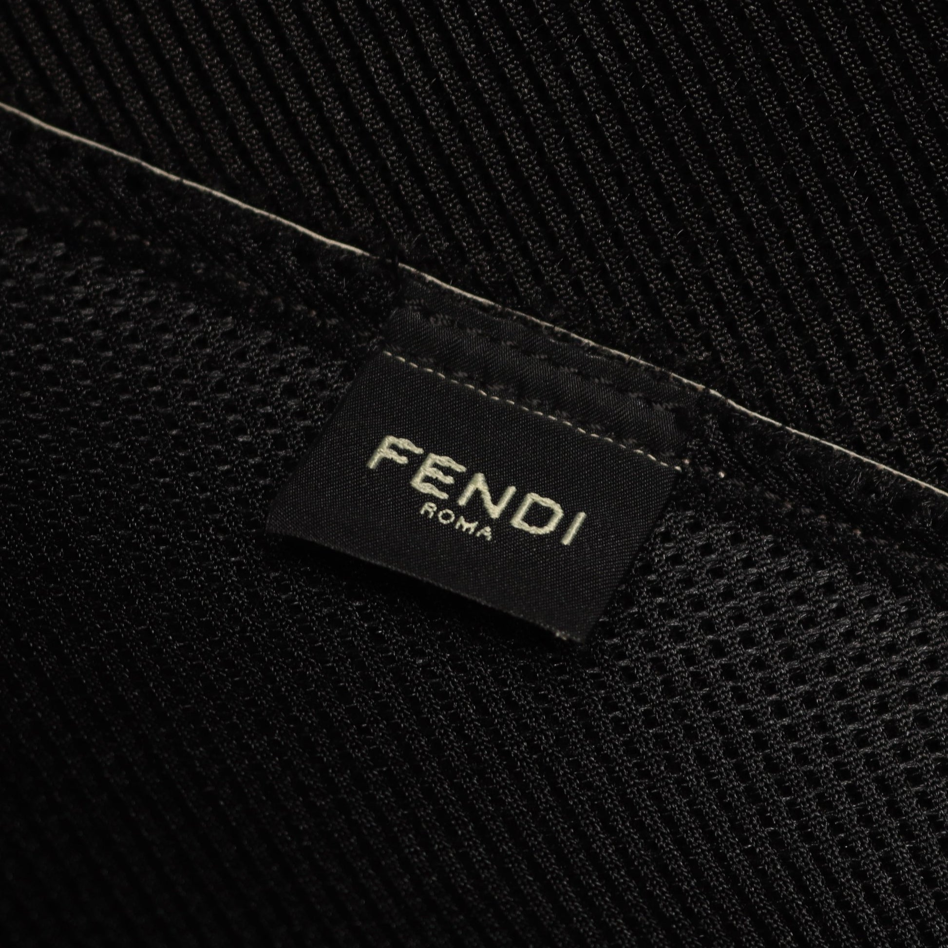 FFロゴ ショルダーバッグ レザー オフホワイト フェンディ バッグ FENDI