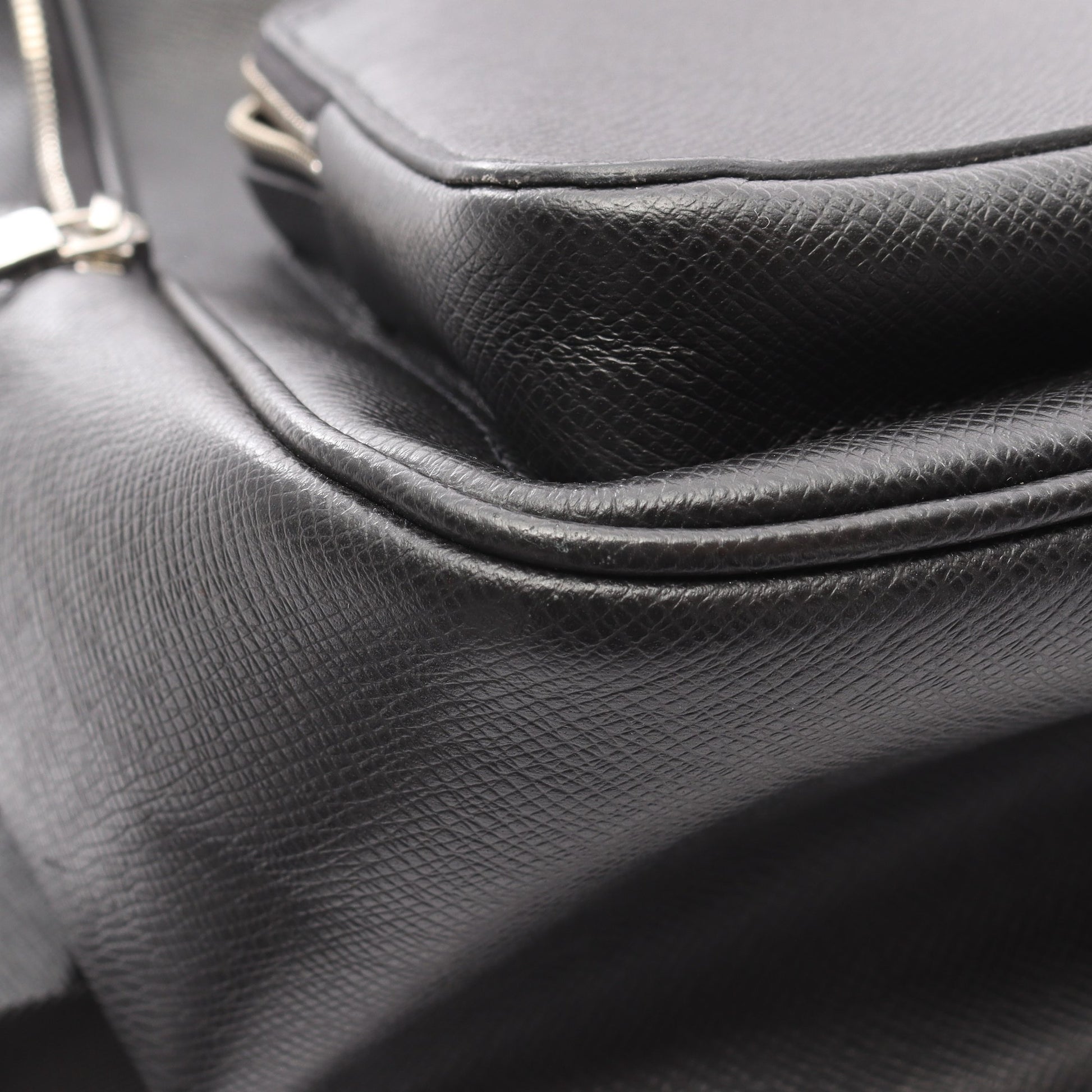 アレックス バックパック タイガ ノワール バックパック リュックサック レザー ブラック ルイヴィトン バッグ LOUIS VUITTON