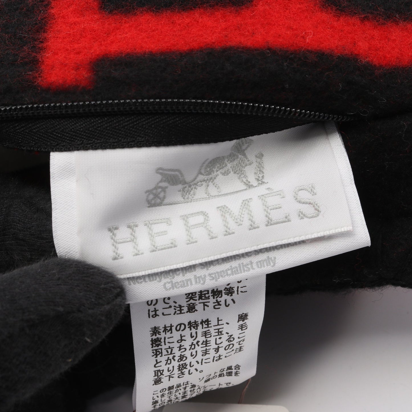 アヴァロンPM クッション インテリア ウール カシミヤ レッド ブラック ボルドー エルメス 財布・小物 HERMES
