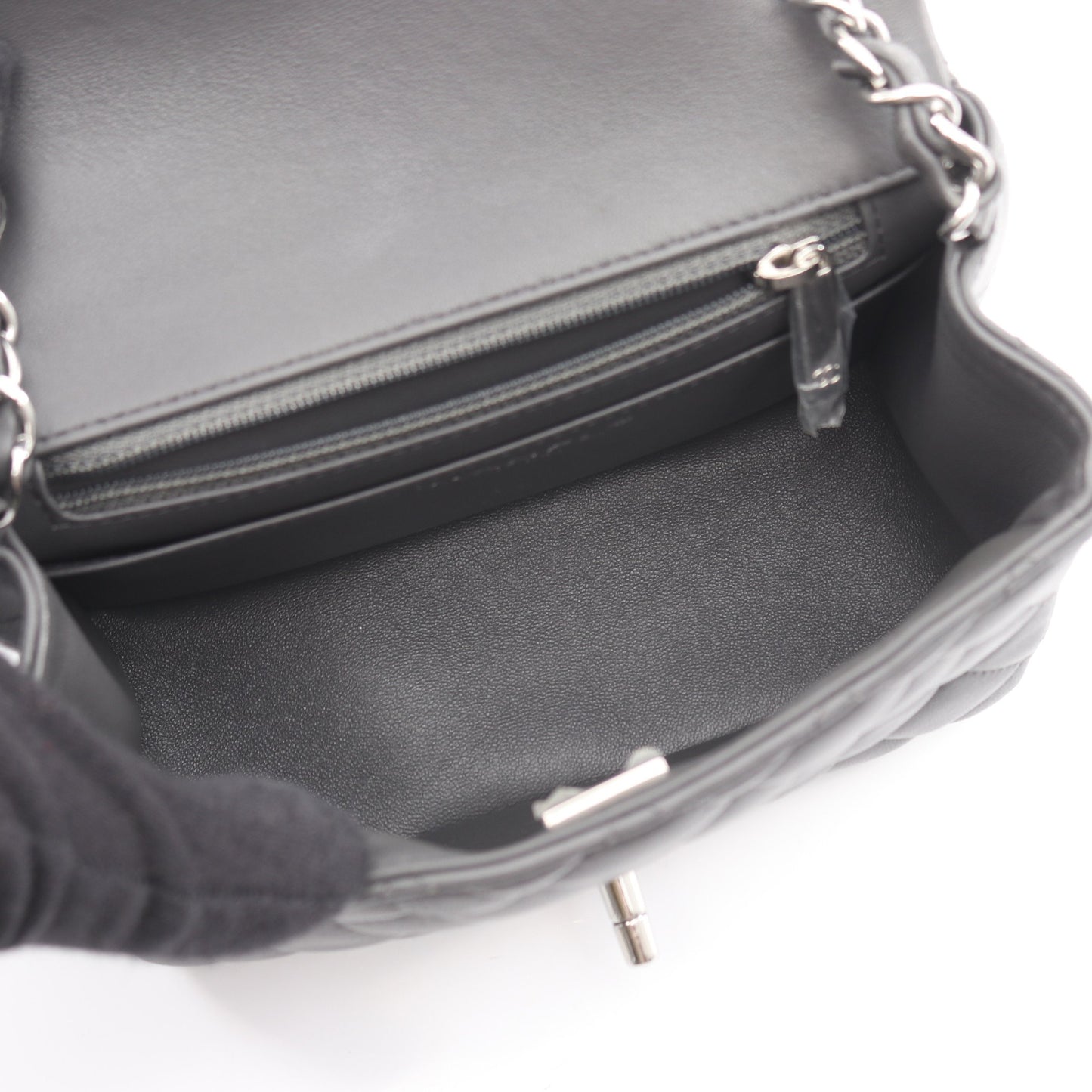 ミニマトラッセ チェーンショルダーバッグ ラムスキン グレー シルバー金具 シャネル バッグ CHANEL