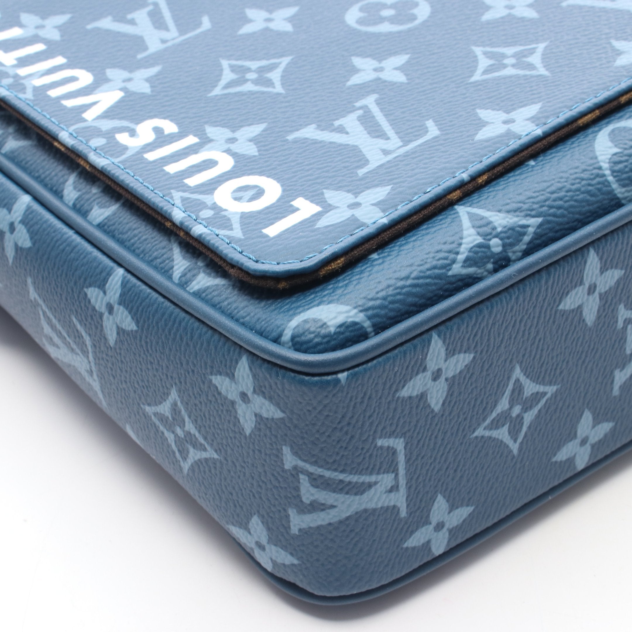 LOUIS VUITTON】ディストリクト PM NV3 モノグラム ショルダー 【公式