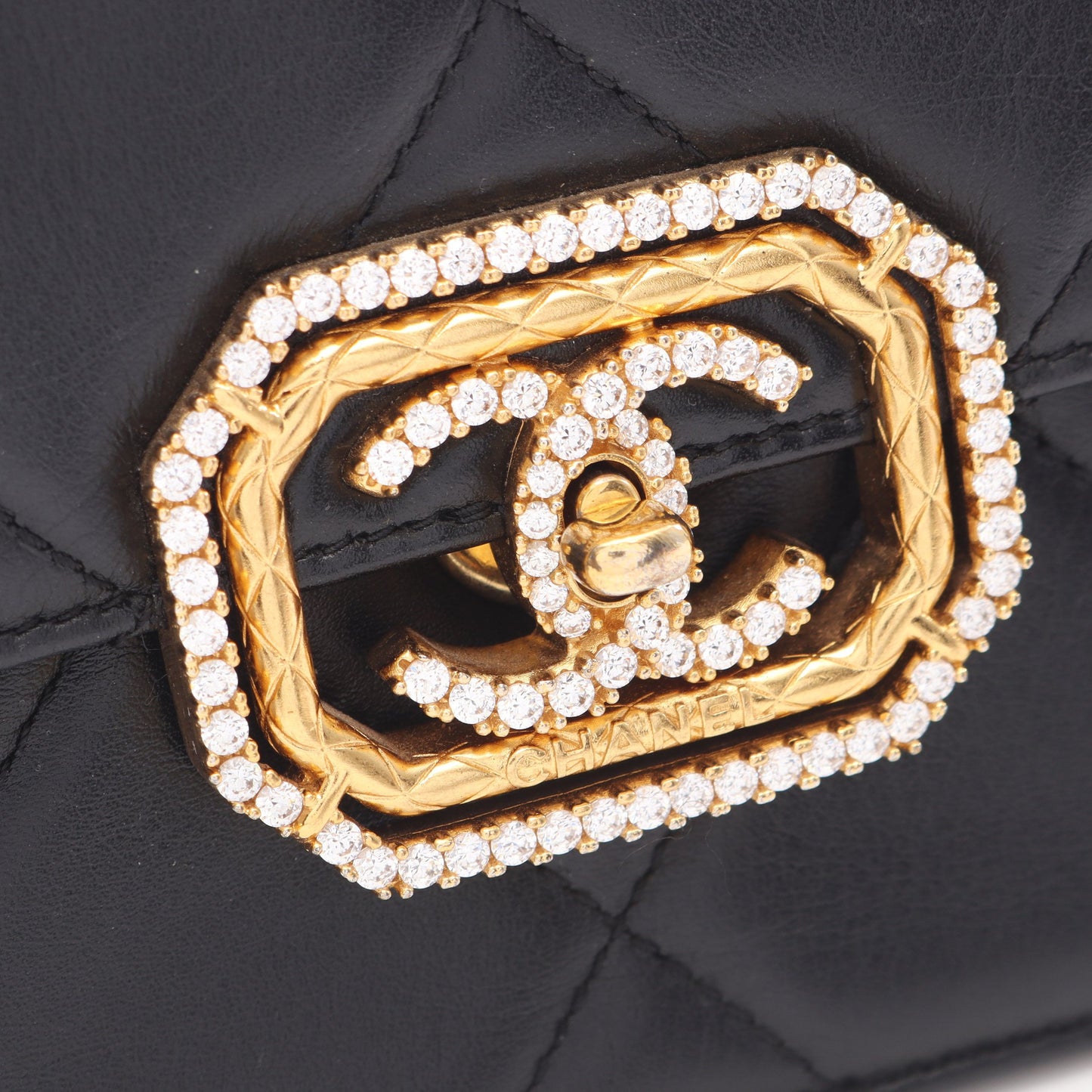 マトラッセ チェーンショルダーバッグ ラムスキン ブラック ゴールド金具 シャネル バッグ CHANEL