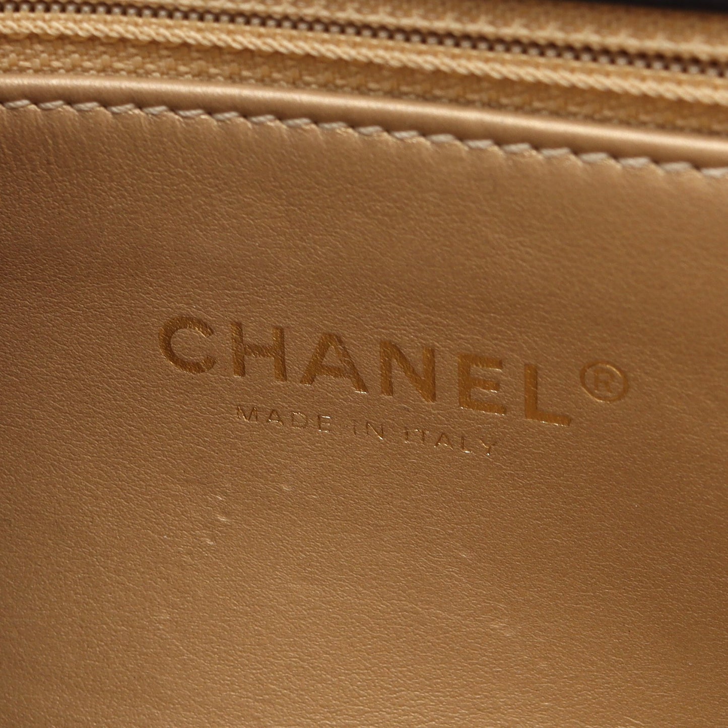 マトラッセ チェーンショルダーバッグ ラムスキン ブラック ゴールド金具 シャネル バッグ CHANEL