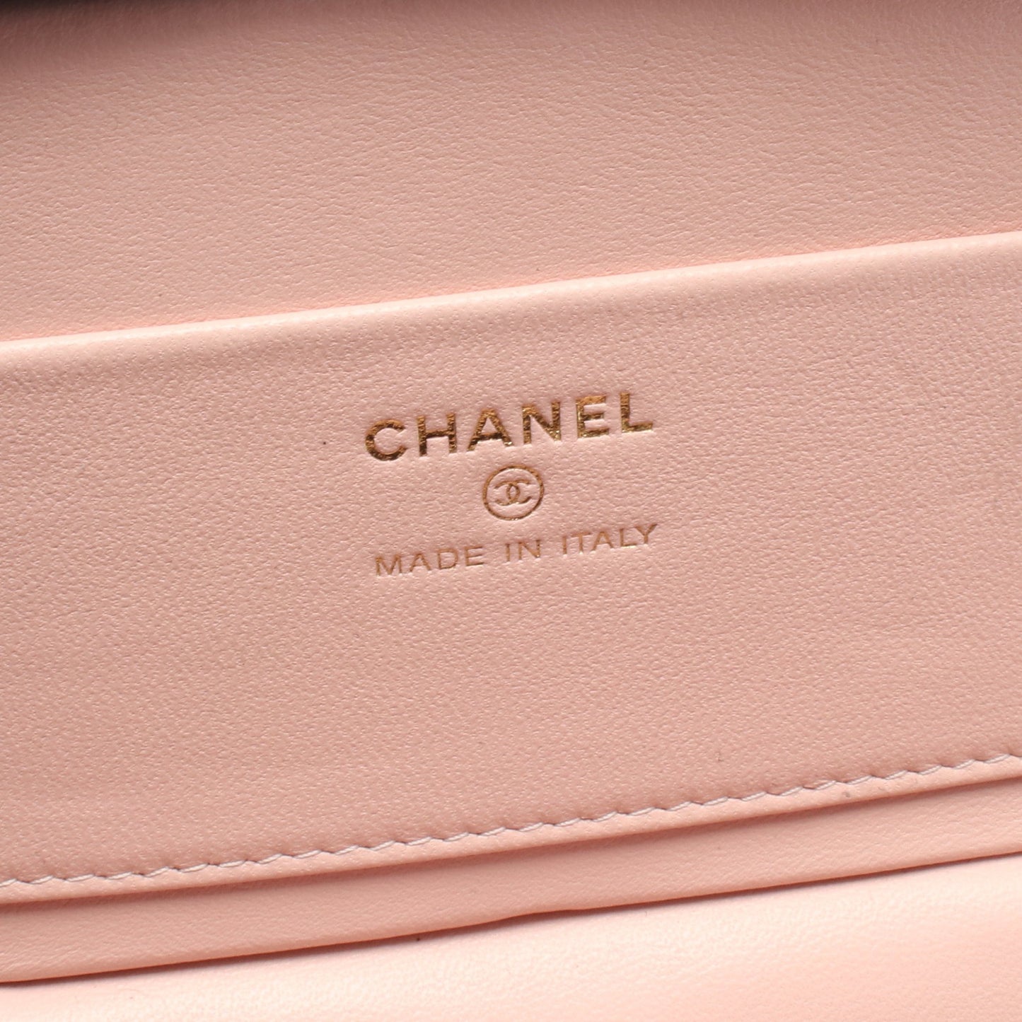 マトラッセ バニティ チェーンショルダーバッグ レザー ブラック ゴールド金具 シャネル バッグ CHANEL