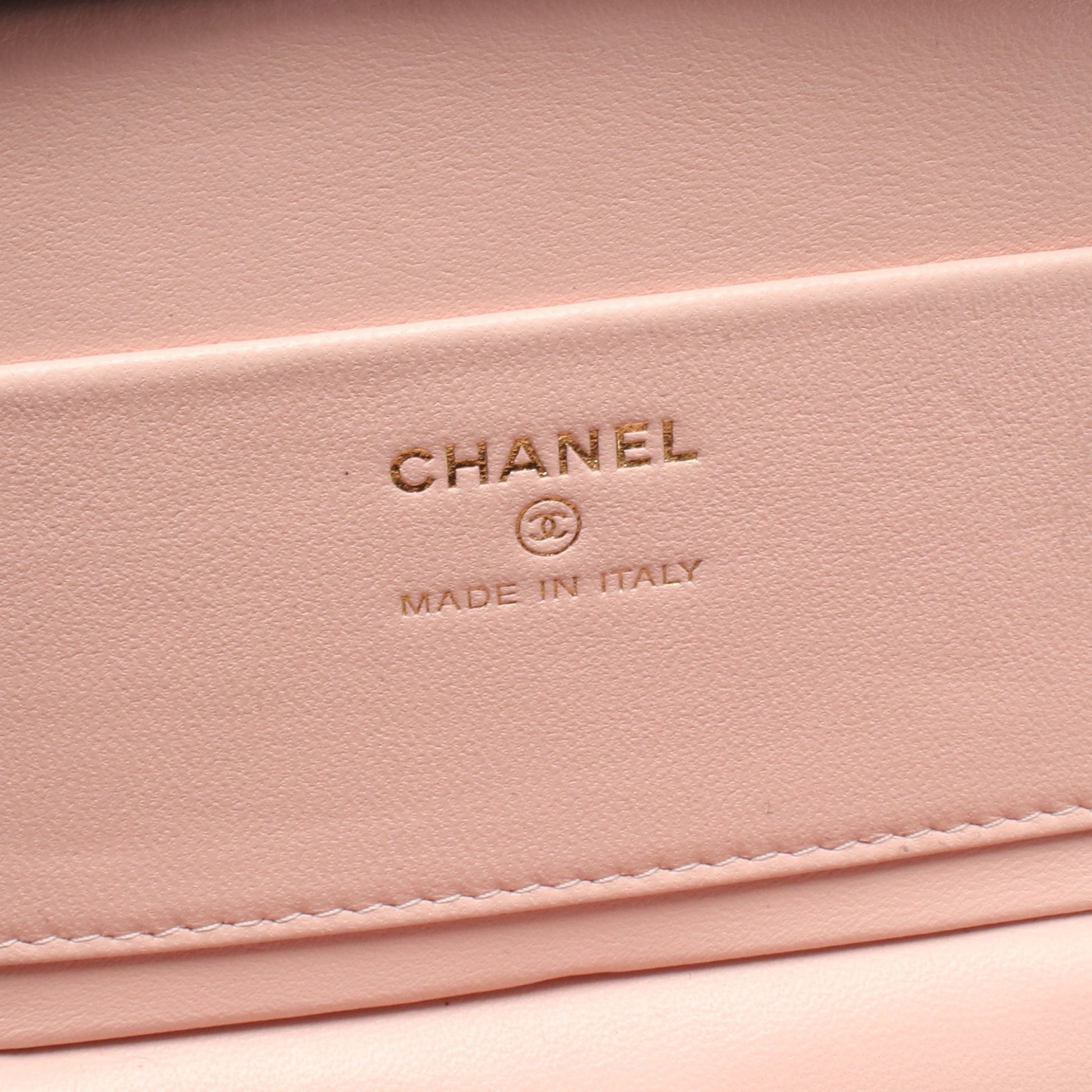 マトラッセ バニティ チェーンショルダーバッグ レザー ブラック ゴールド金具 シャネル バッグ CHANEL