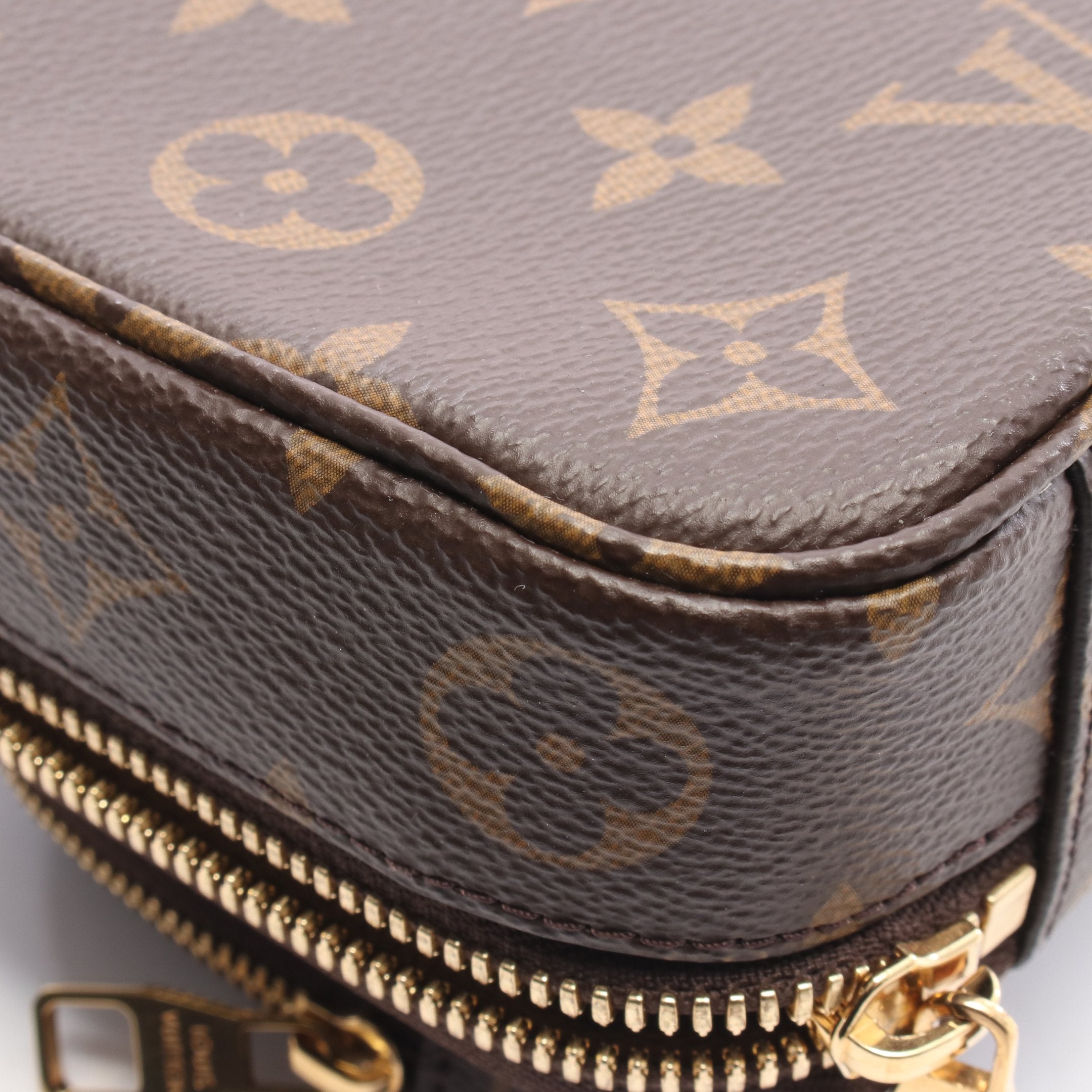 LOUIS VUITTON ユーティリティ クロスボディバッグ モノグラム 【公式