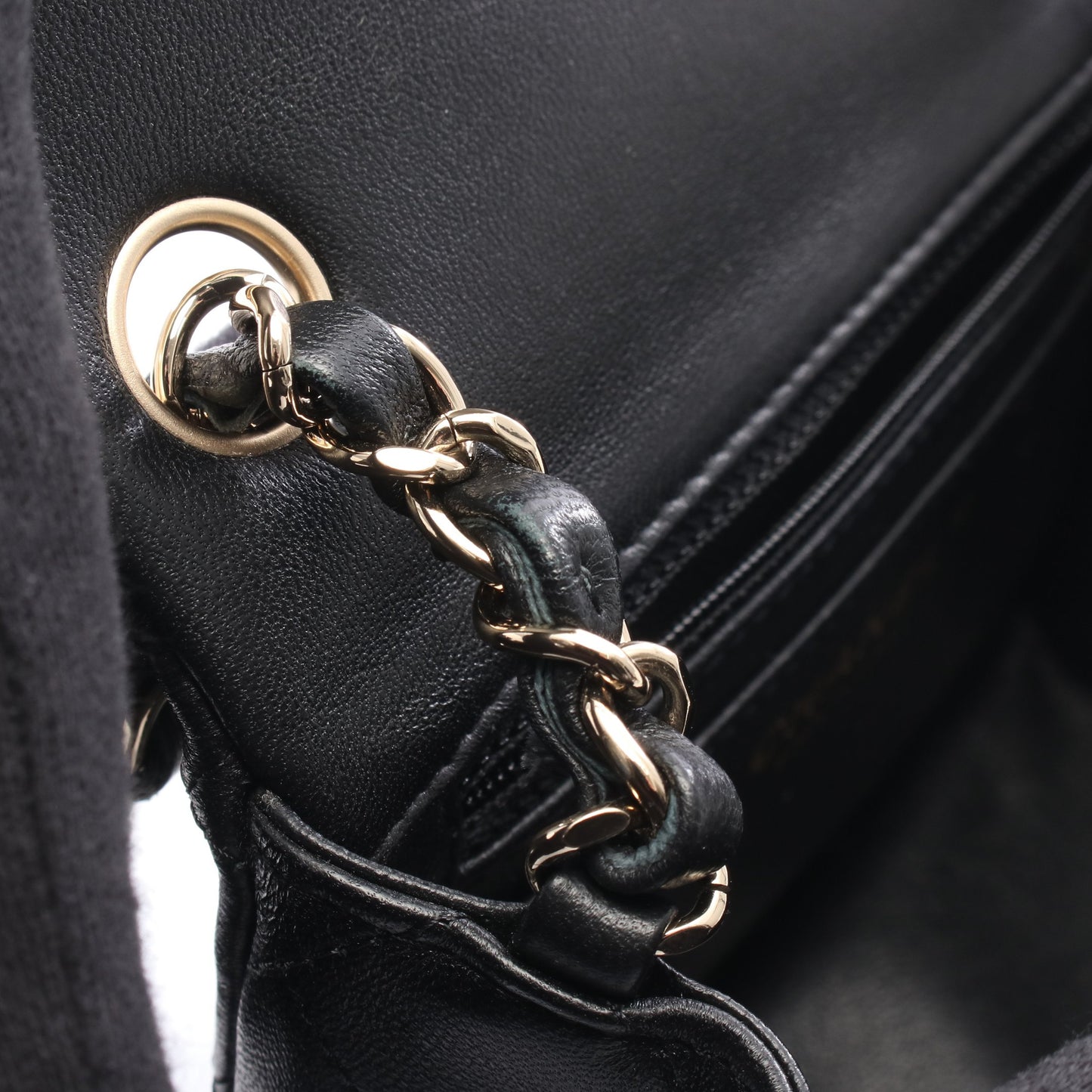 ミニマトラッセ チェーンショルダーバッグ ラムスキン ブラック シルバー金具 シャネル バッグ CHANEL