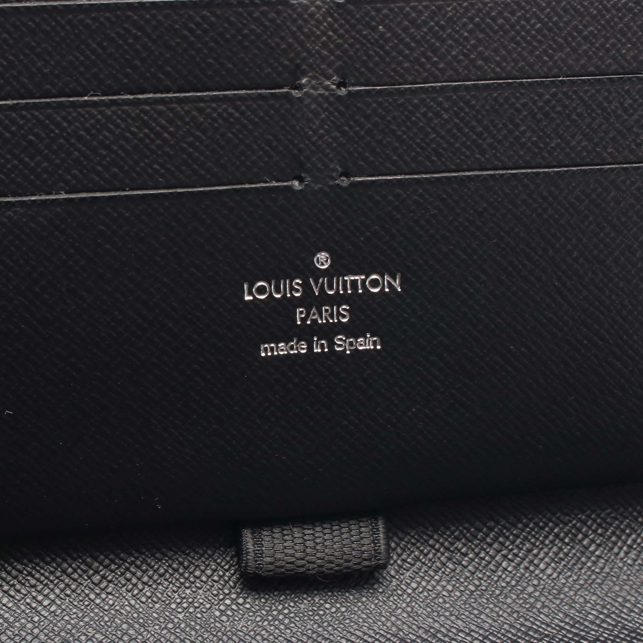 ジッピーオーガナイザー ダミエグラフィット ラウンドファスナー長財布