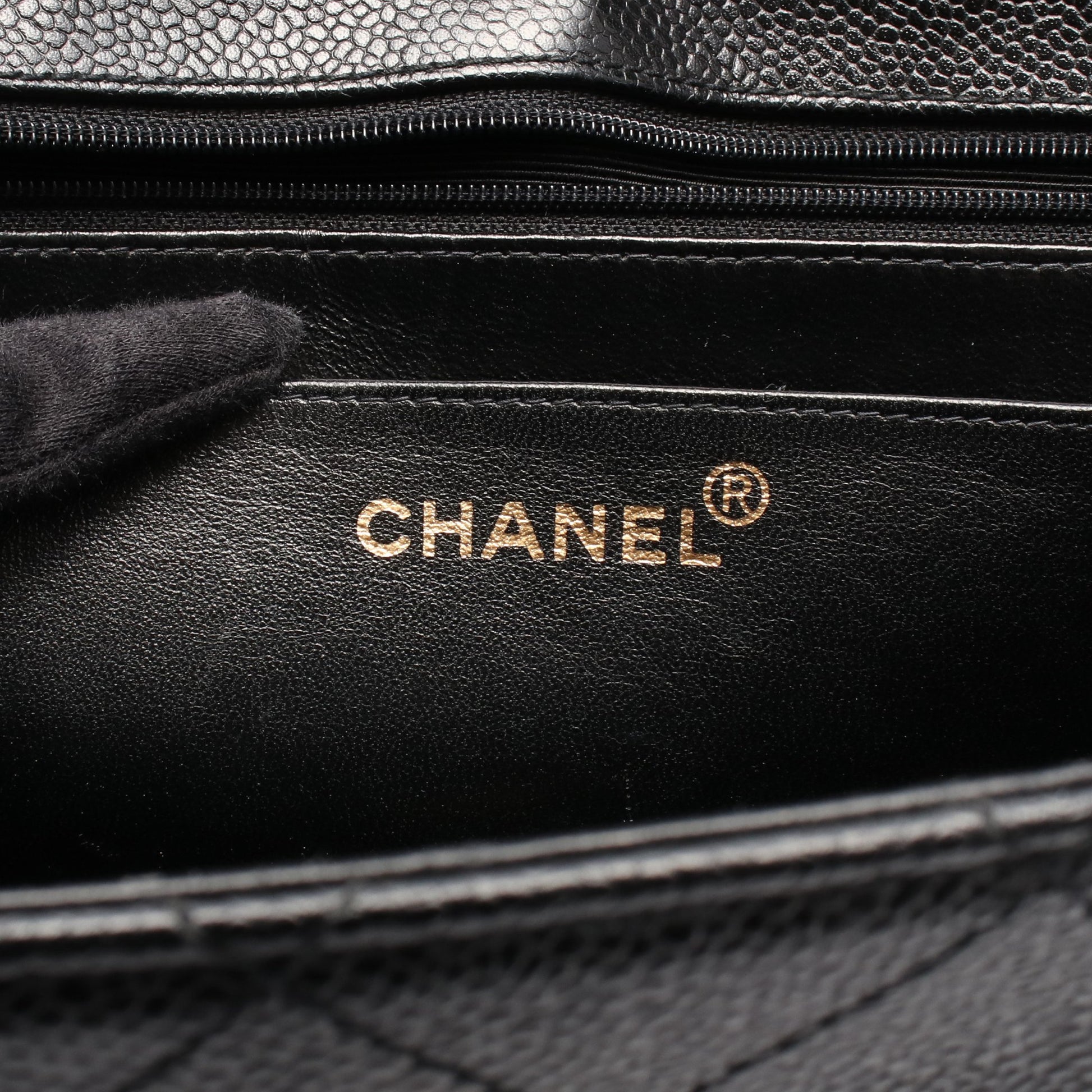 マトラッセ チェーンショルダーバッグ キャビアスキン ブラック ゴールド金具 シャネル バッグ CHANEL