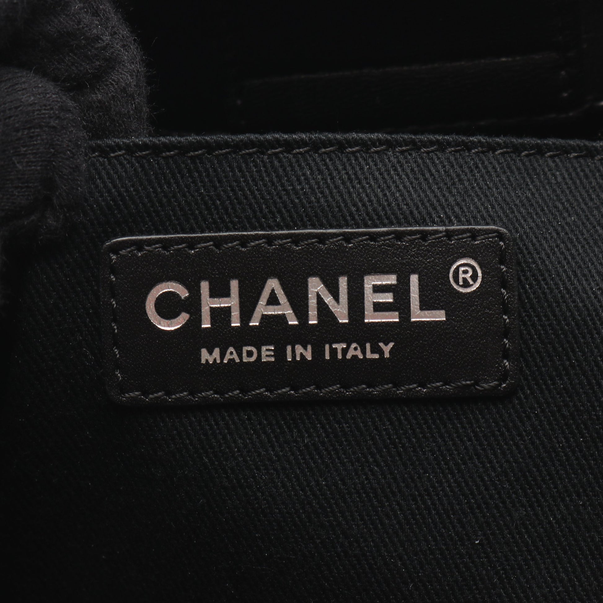 CCバケット ハンドバッグ キャビアスキン レザー ライトベージュ ブラック アンティークシルバー金具 2WAY シャネル バッグ CHANEL